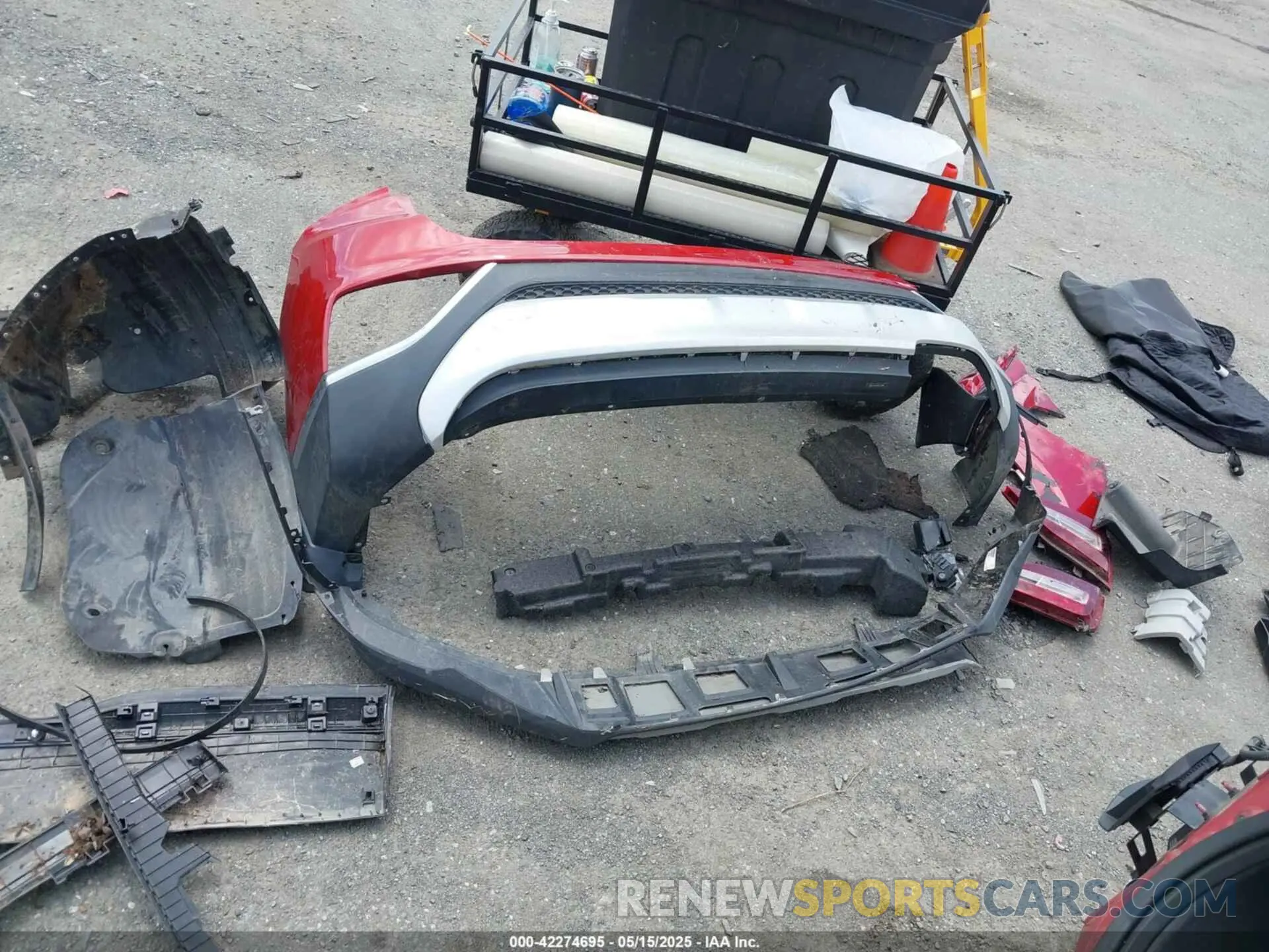 12 Photograph of a damaged car 5NMS23AD4KH079360 HYUNDAI SANTA FE 2019
