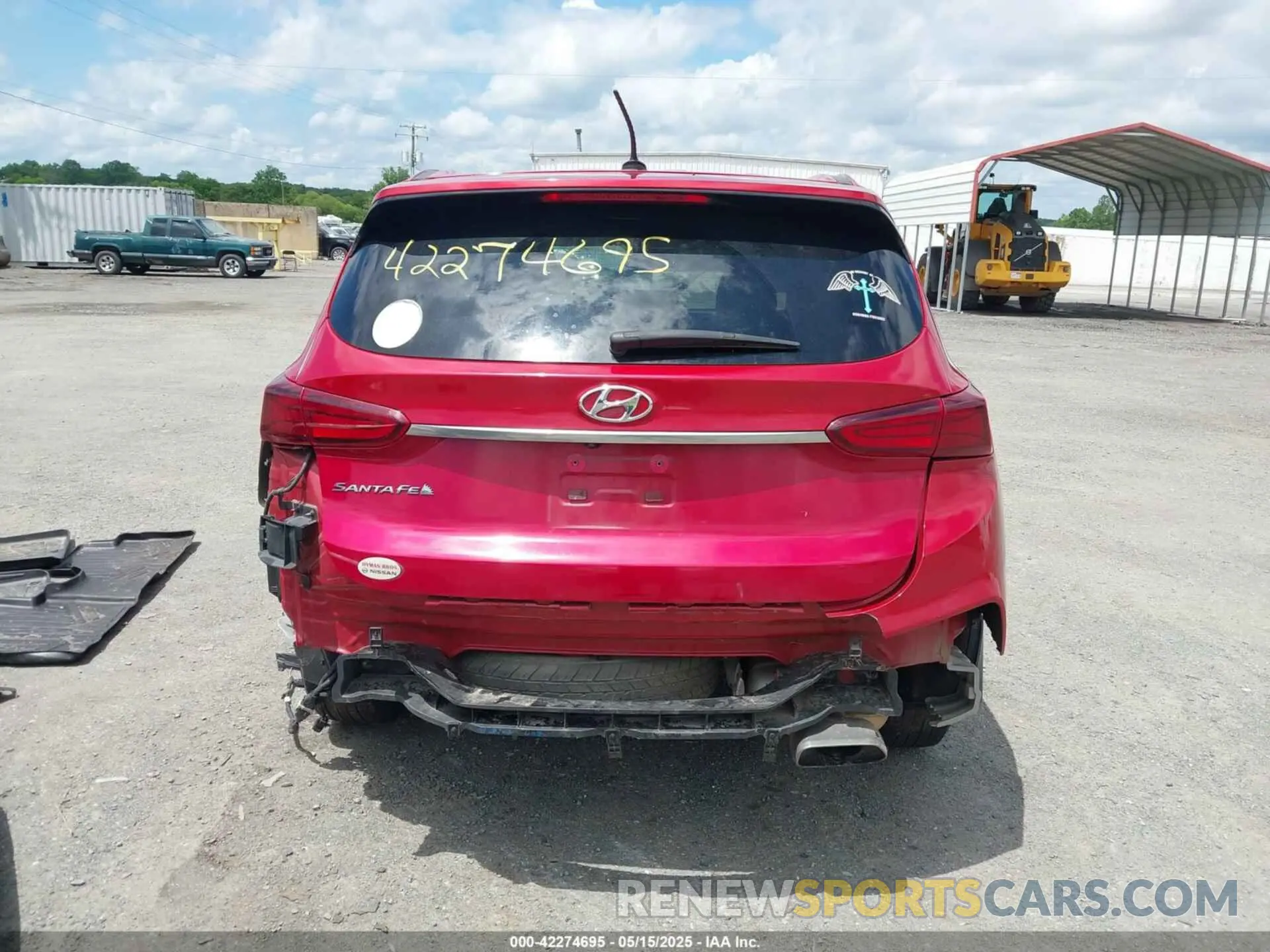 17 Photograph of a damaged car 5NMS23AD4KH079360 HYUNDAI SANTA FE 2019