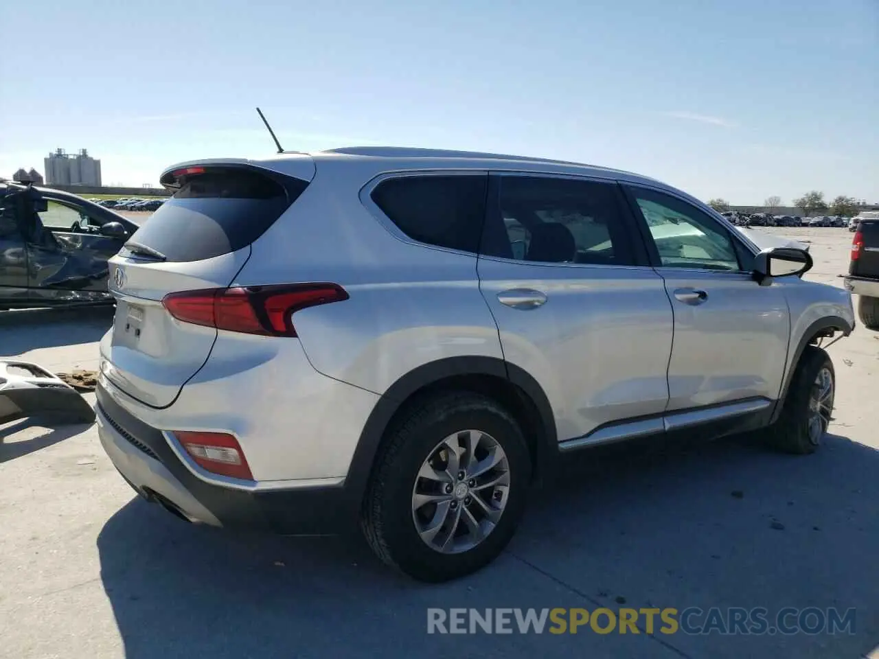3 Photograph of a damaged car 5NMS23AD4KH106203 HYUNDAI SANTA FE 2019