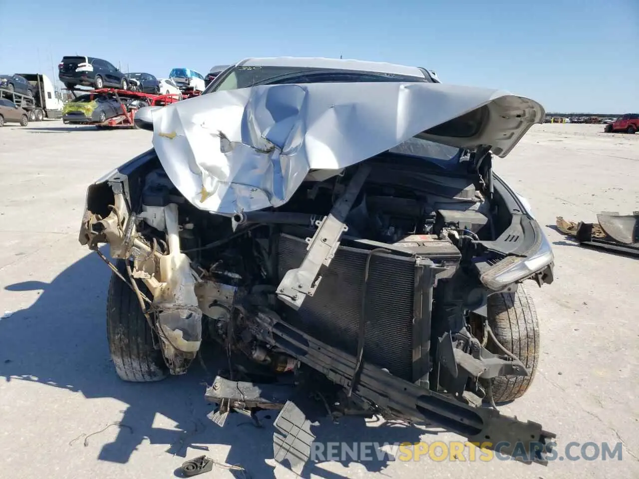 5 Photograph of a damaged car 5NMS23AD4KH106203 HYUNDAI SANTA FE 2019