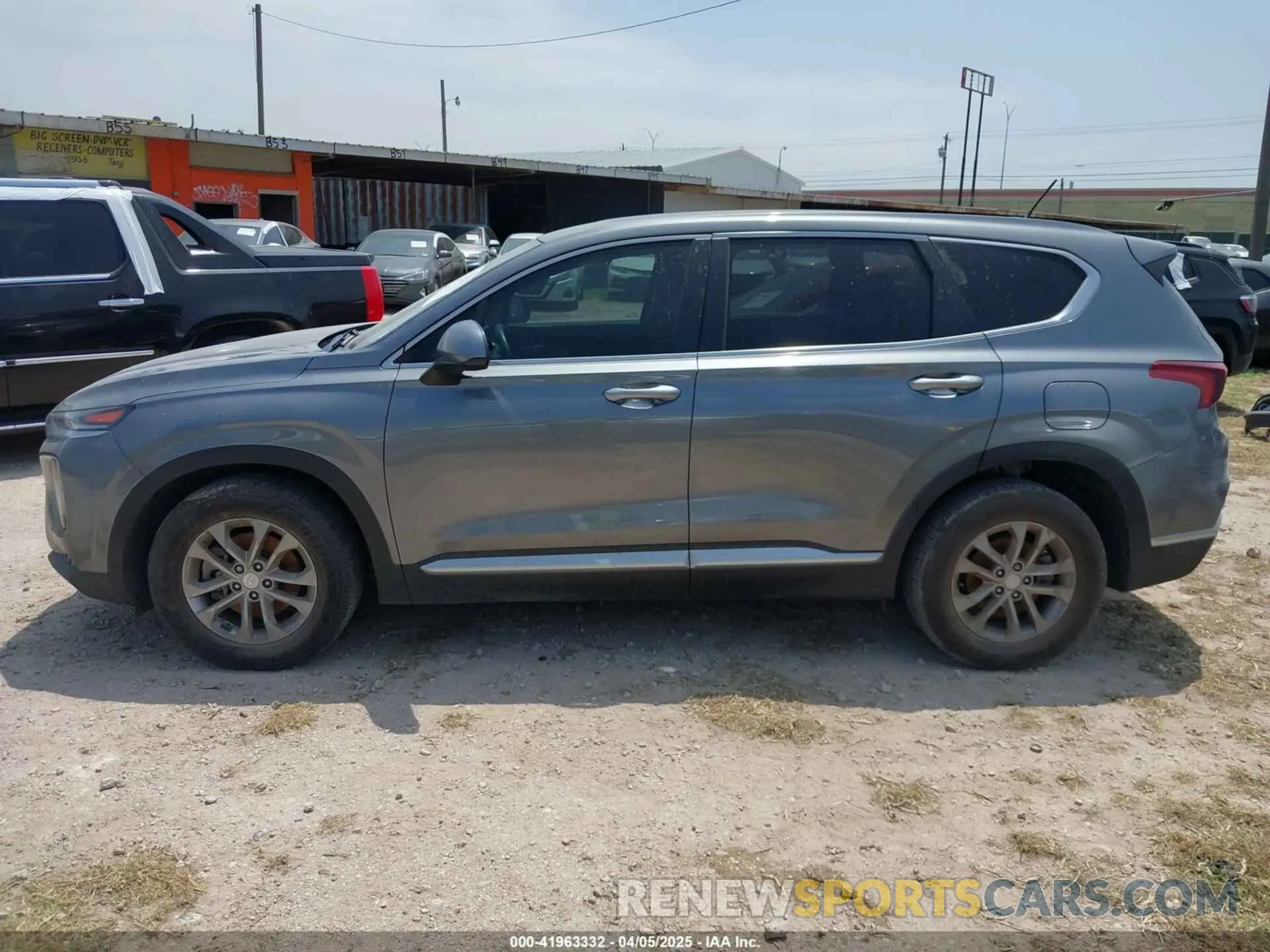 14 Photograph of a damaged car 5NMS23AD4KH122353 HYUNDAI SANTA FE 2019