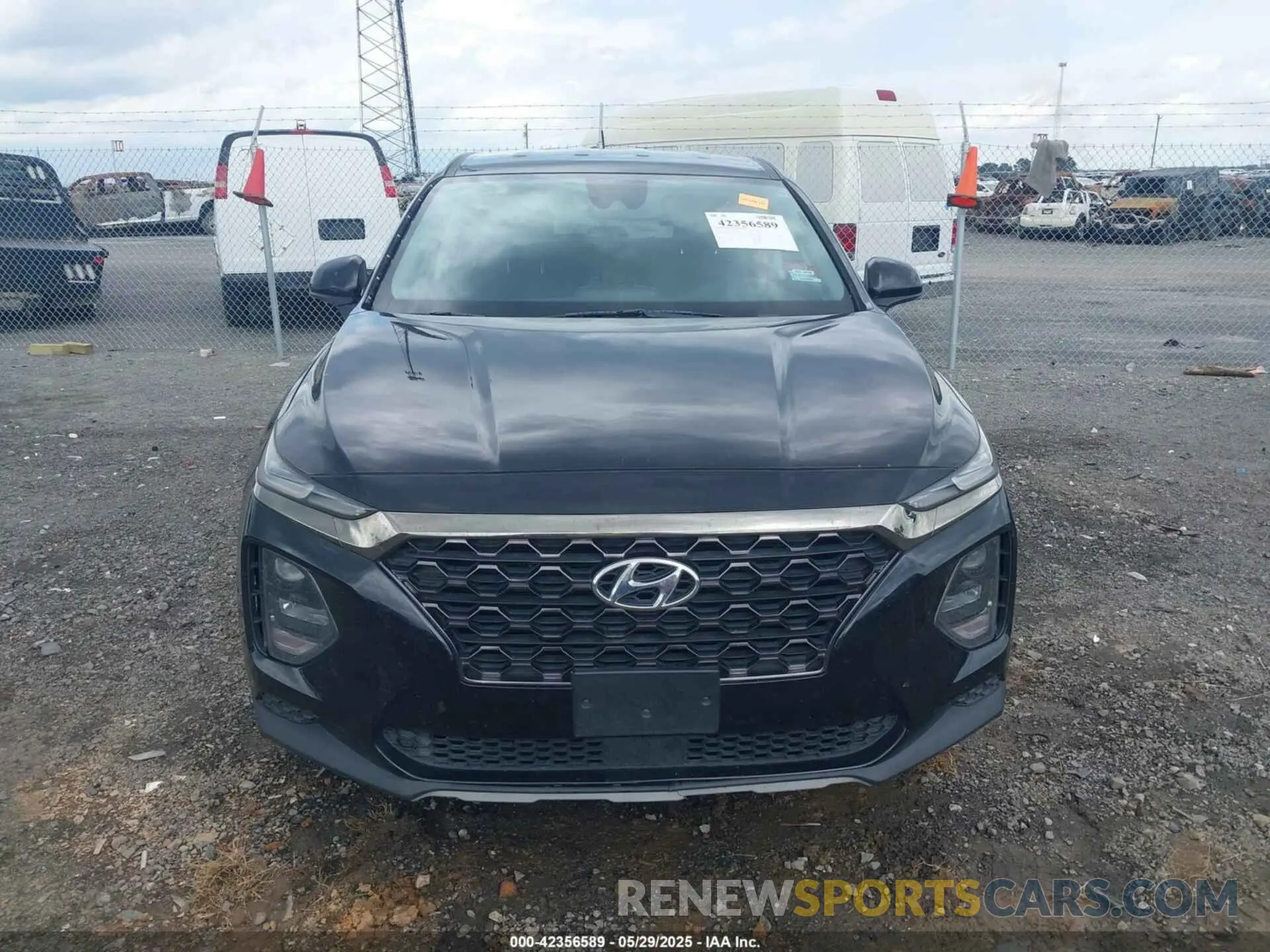12 Photograph of a damaged car 5NMS23AD5KH011617 HYUNDAI SANTA FE 2019