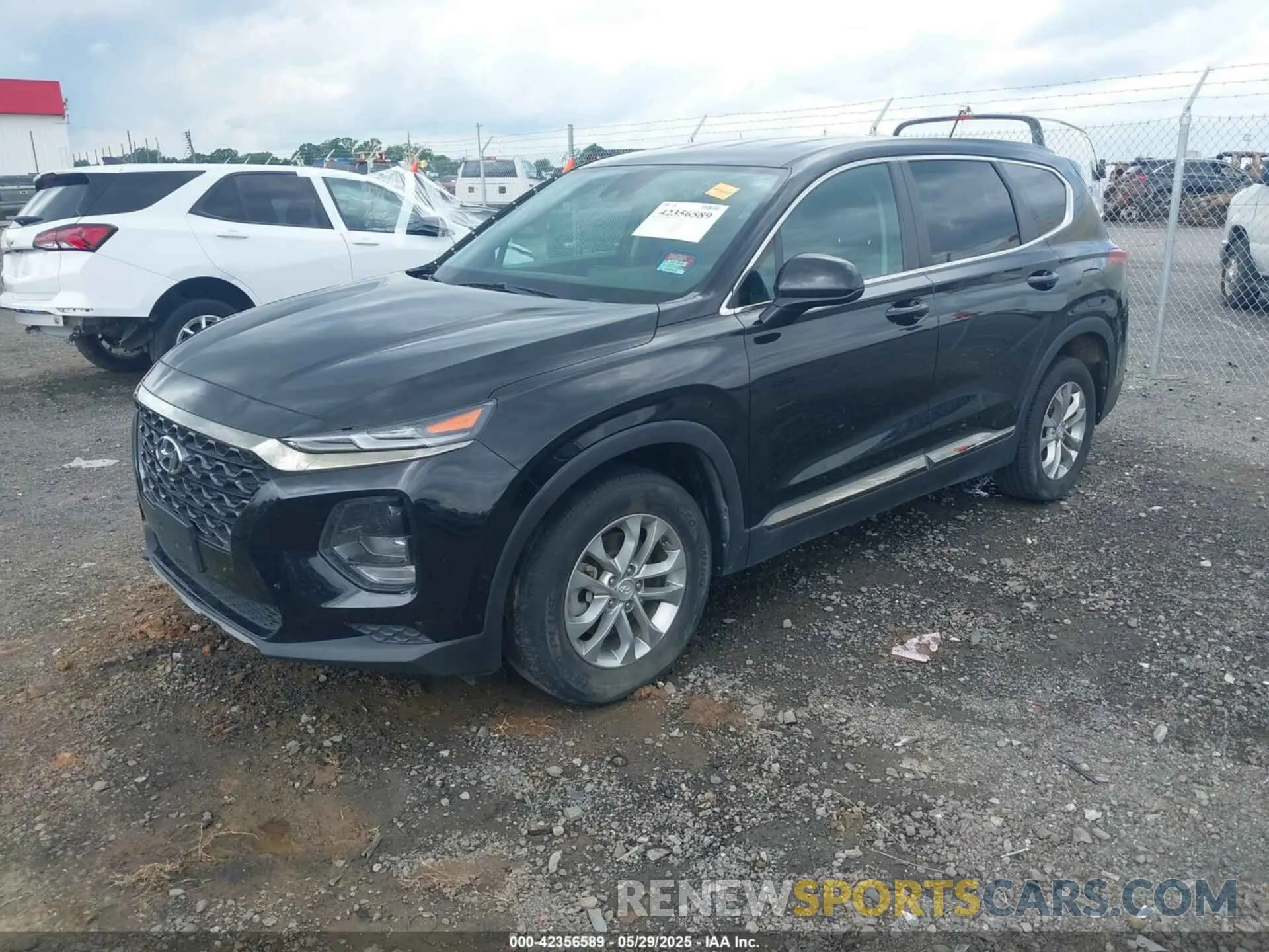 2 Photograph of a damaged car 5NMS23AD5KH011617 HYUNDAI SANTA FE 2019