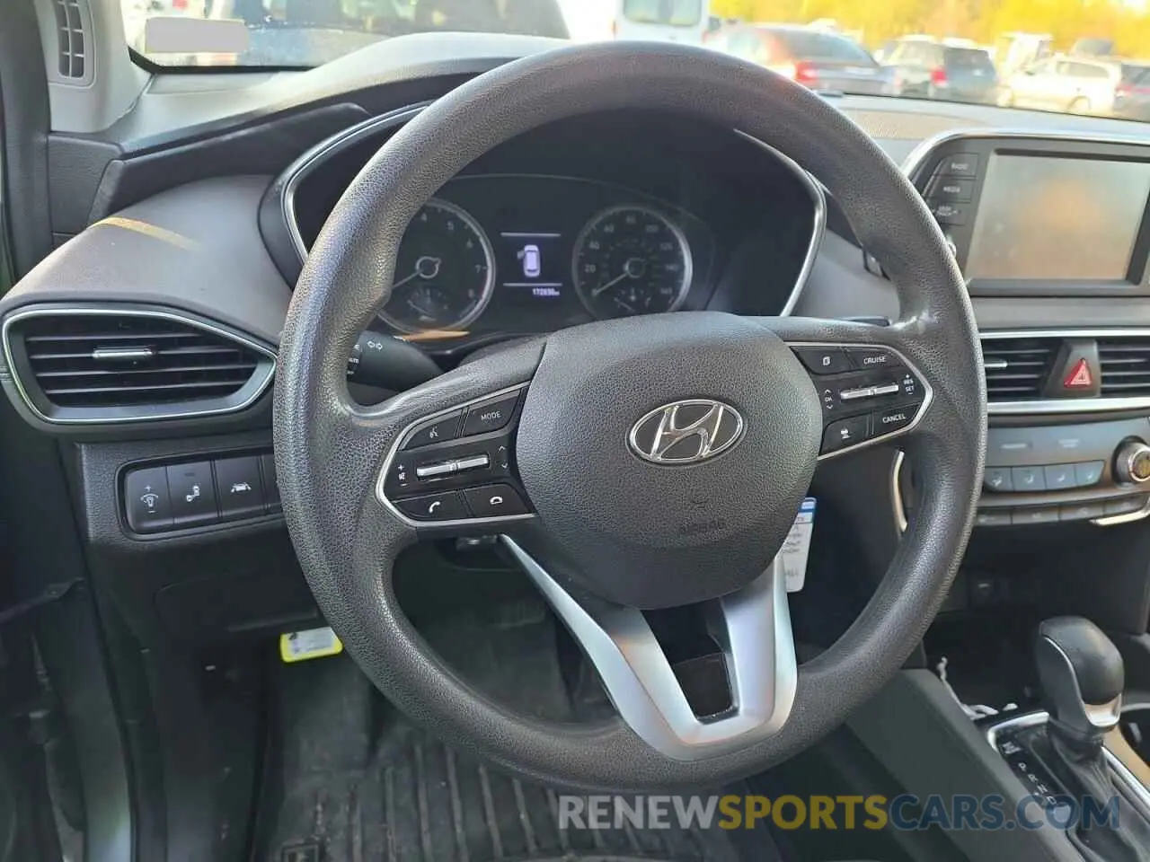 9 Photograph of a damaged car 5NMS23AD5KH029924 HYUNDAI SANTA FE 2019