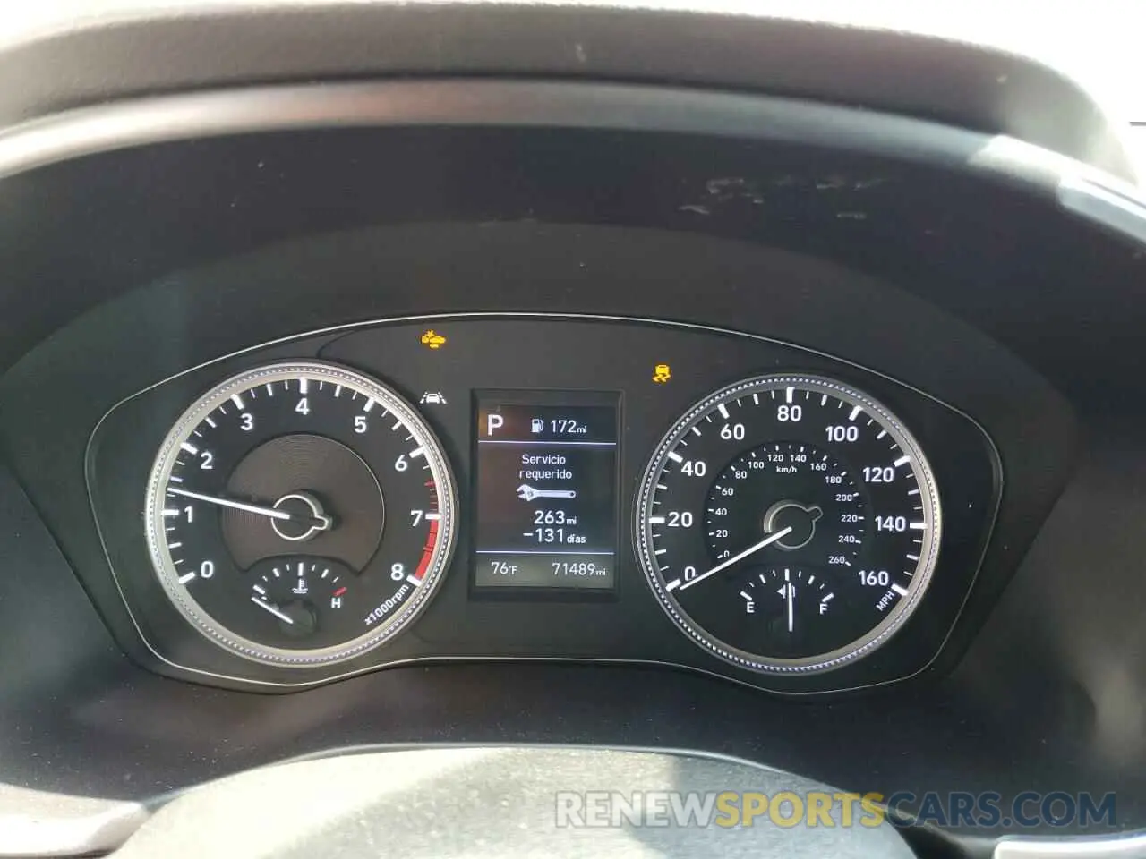 9 Photograph of a damaged car 5NMS23AD5KH041894 HYUNDAI SANTA FE 2019