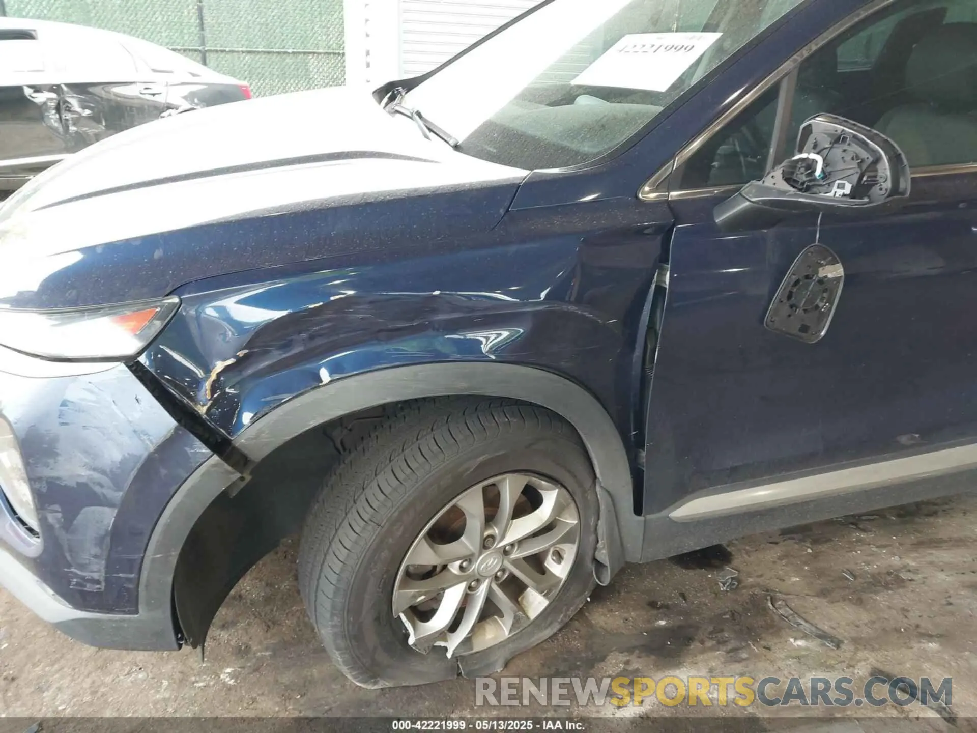 6 Photograph of a damaged car 5NMS23AD5KH105321 HYUNDAI SANTA FE 2019