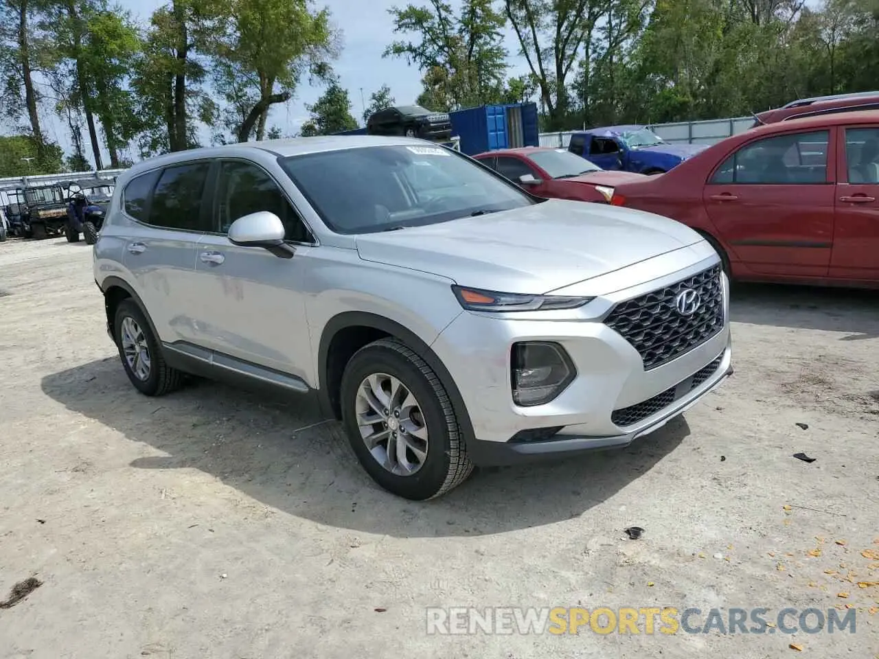 4 Photograph of a damaged car 5NMS23AD5KH119137 HYUNDAI SANTA FE 2019