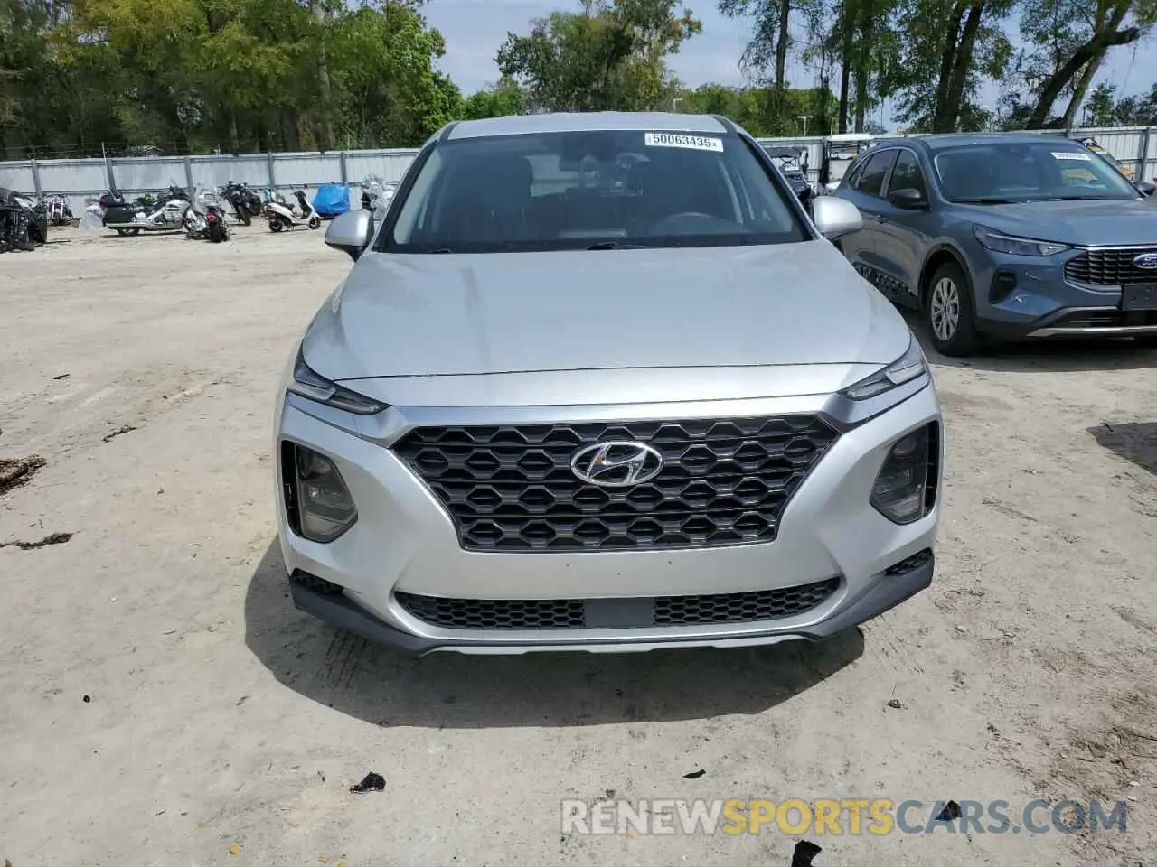 5 Photograph of a damaged car 5NMS23AD5KH119137 HYUNDAI SANTA FE 2019