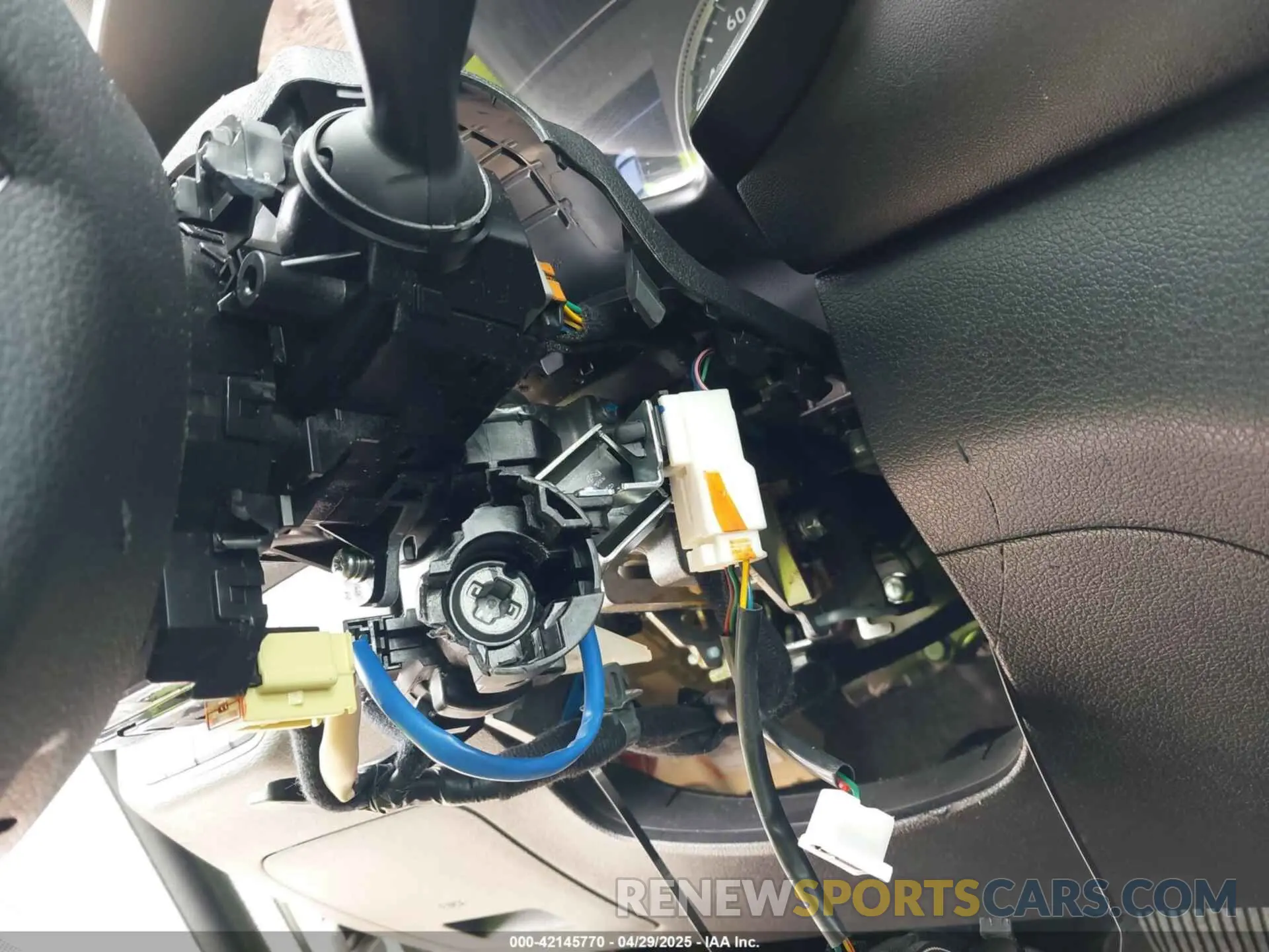 6 Photograph of a damaged car 5NMS23AD6KH049132 HYUNDAI SANTA FE 2019