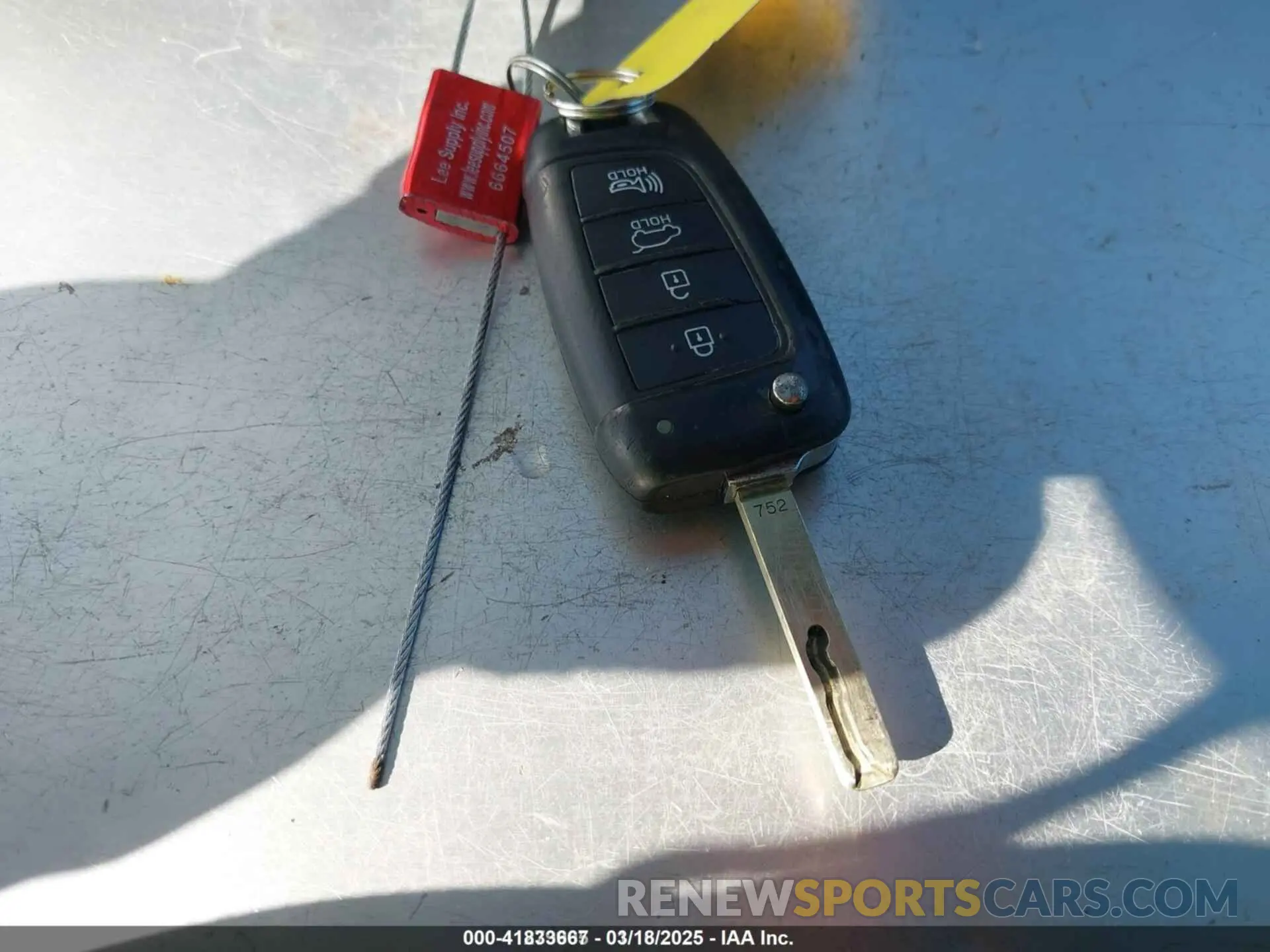 11 Photograph of a damaged car 5NMS23AD6KH085029 HYUNDAI SANTA FE 2019