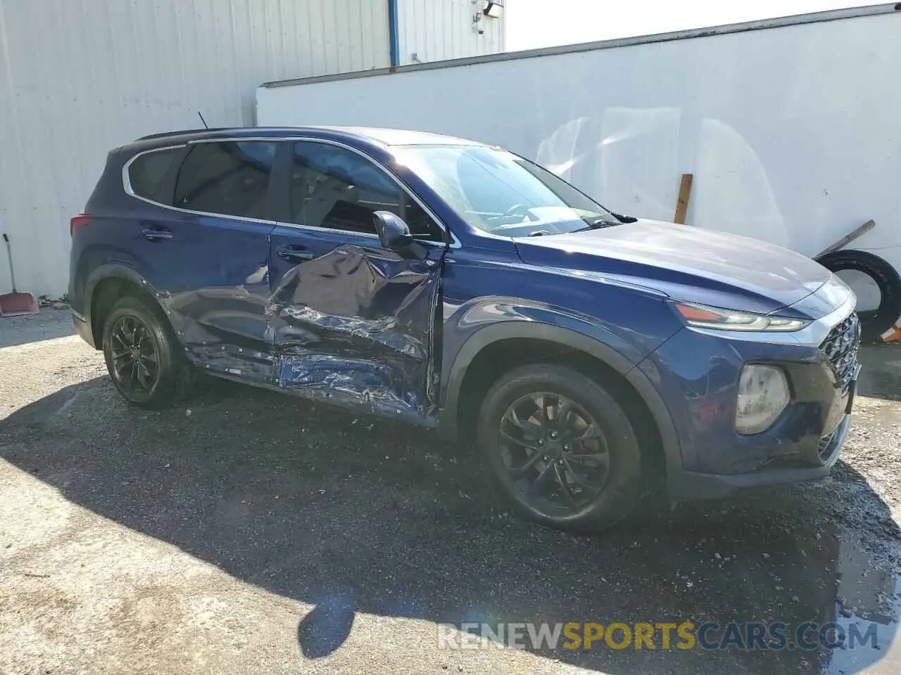 4 Photograph of a damaged car 5NMS23AD6KH104064 HYUNDAI SANTA FE 2019