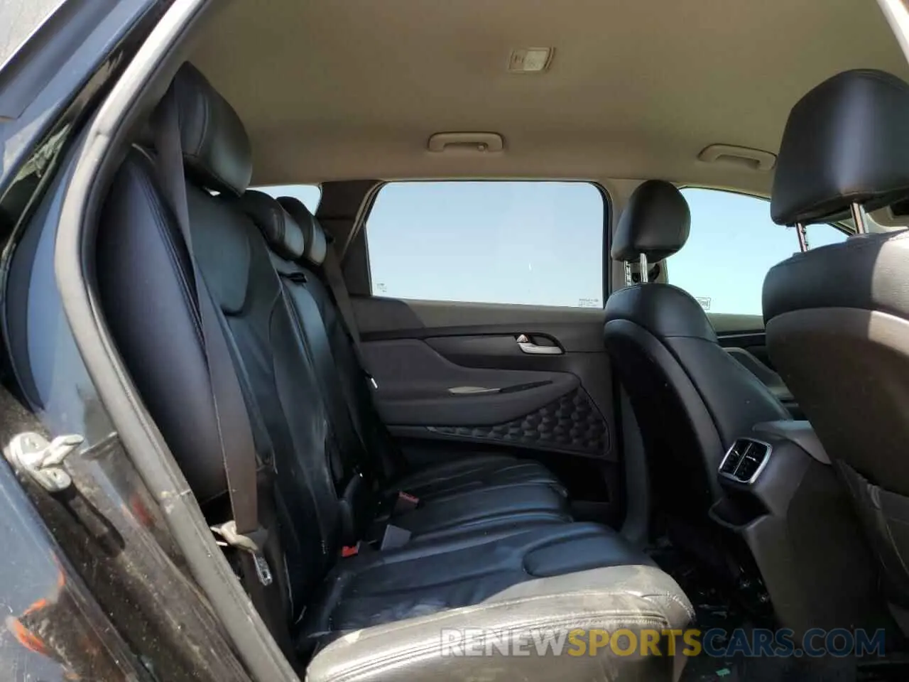 12 Photograph of a damaged car 5NMS23AD7KH008783 HYUNDAI SANTA FE 2019
