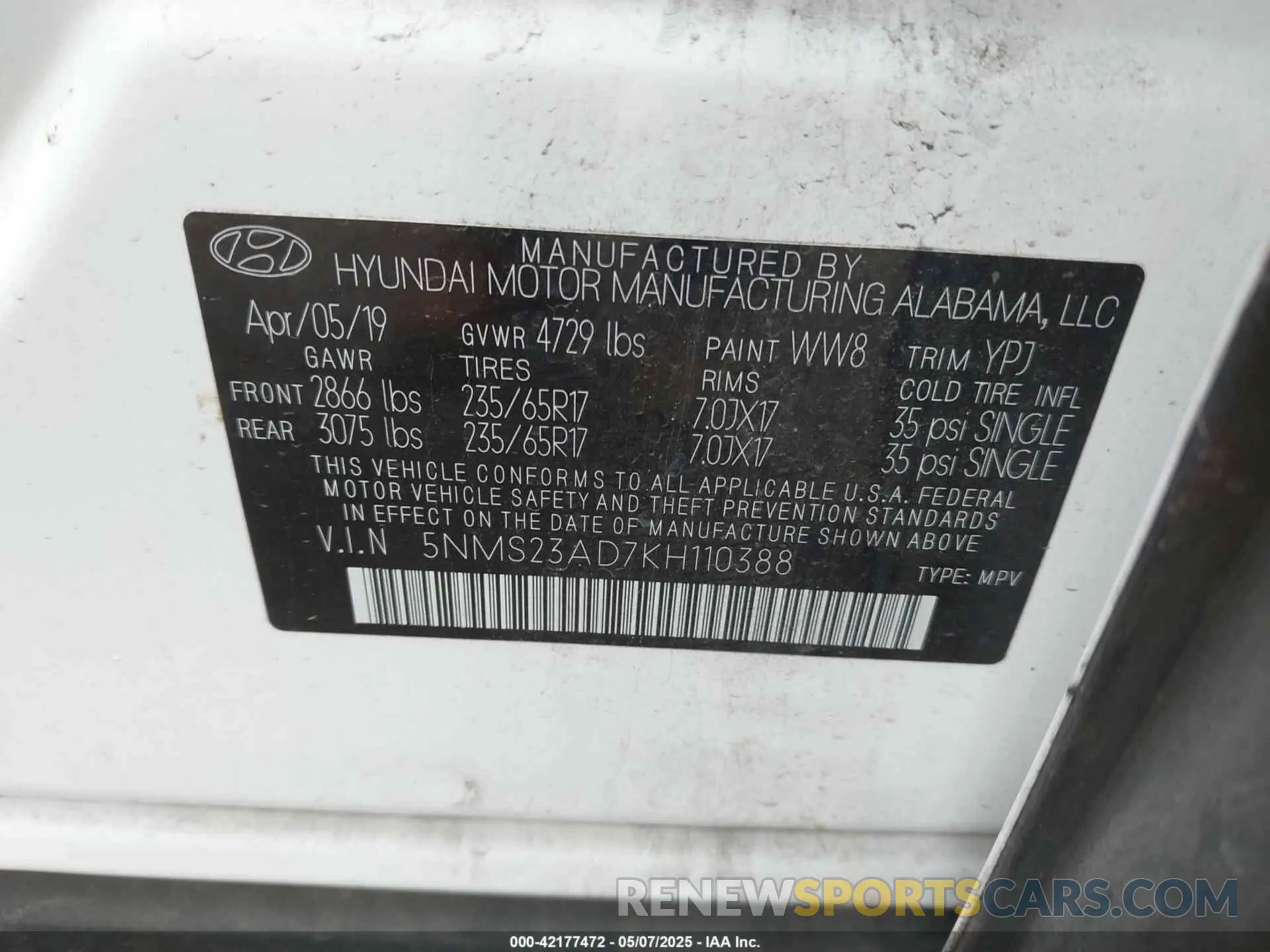 9 Photograph of a damaged car 5NMS23AD7KH110388 HYUNDAI SANTA FE 2019