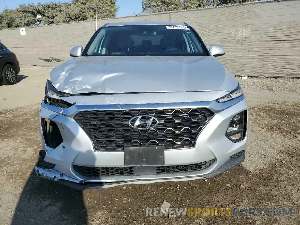 5 Photograph of a damaged car 5NMS23AD8KH016066 HYUNDAI SANTA FE 2019