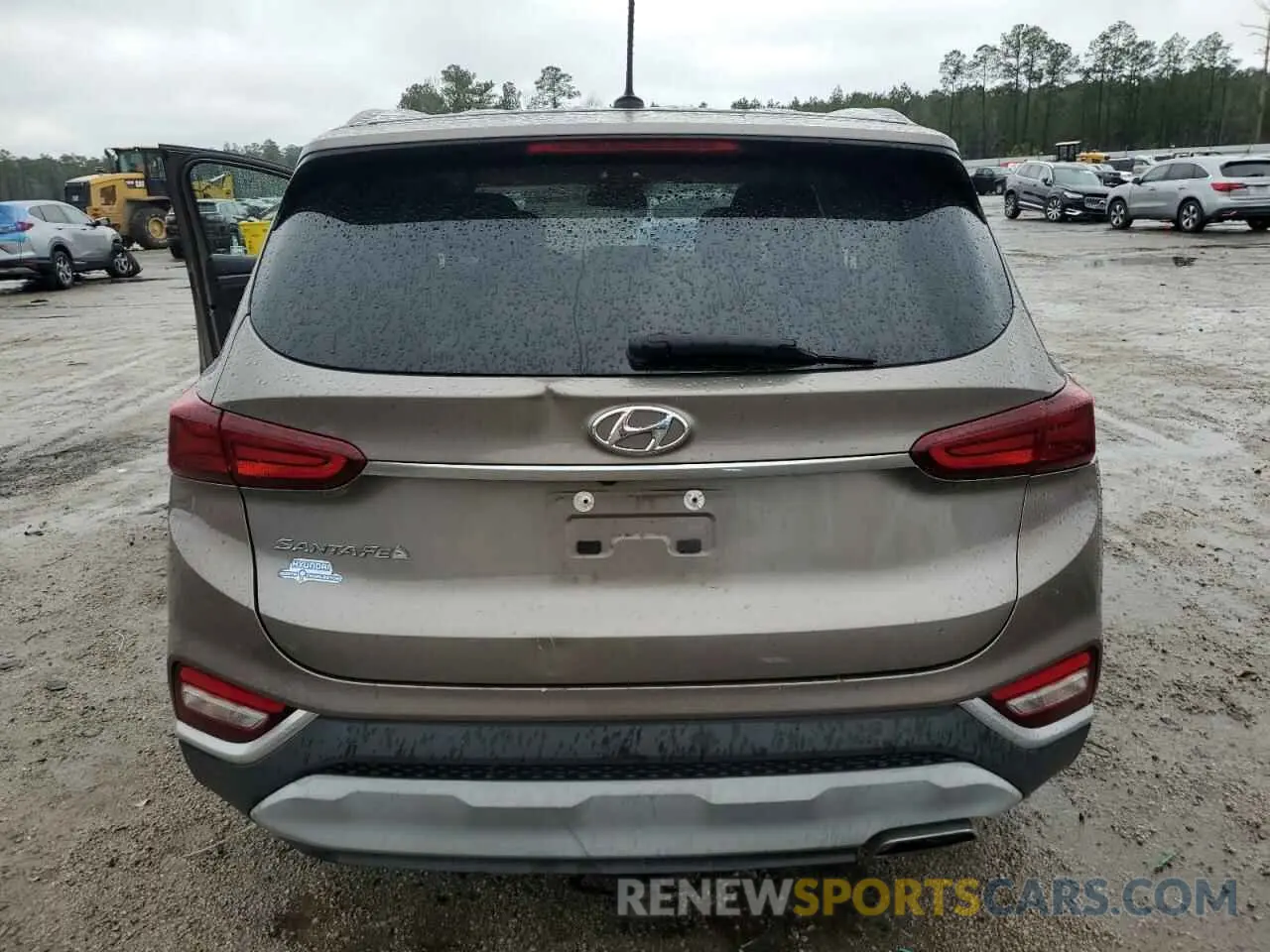 6 Photograph of a damaged car 5NMS23AD8KH035586 HYUNDAI SANTA FE 2019