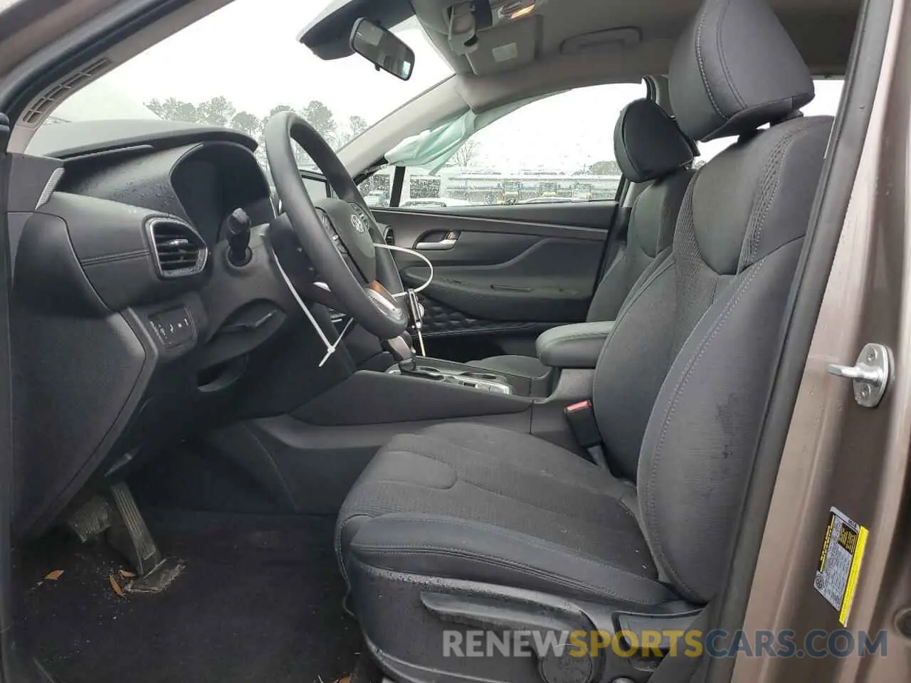 7 Photograph of a damaged car 5NMS23AD8KH035586 HYUNDAI SANTA FE 2019