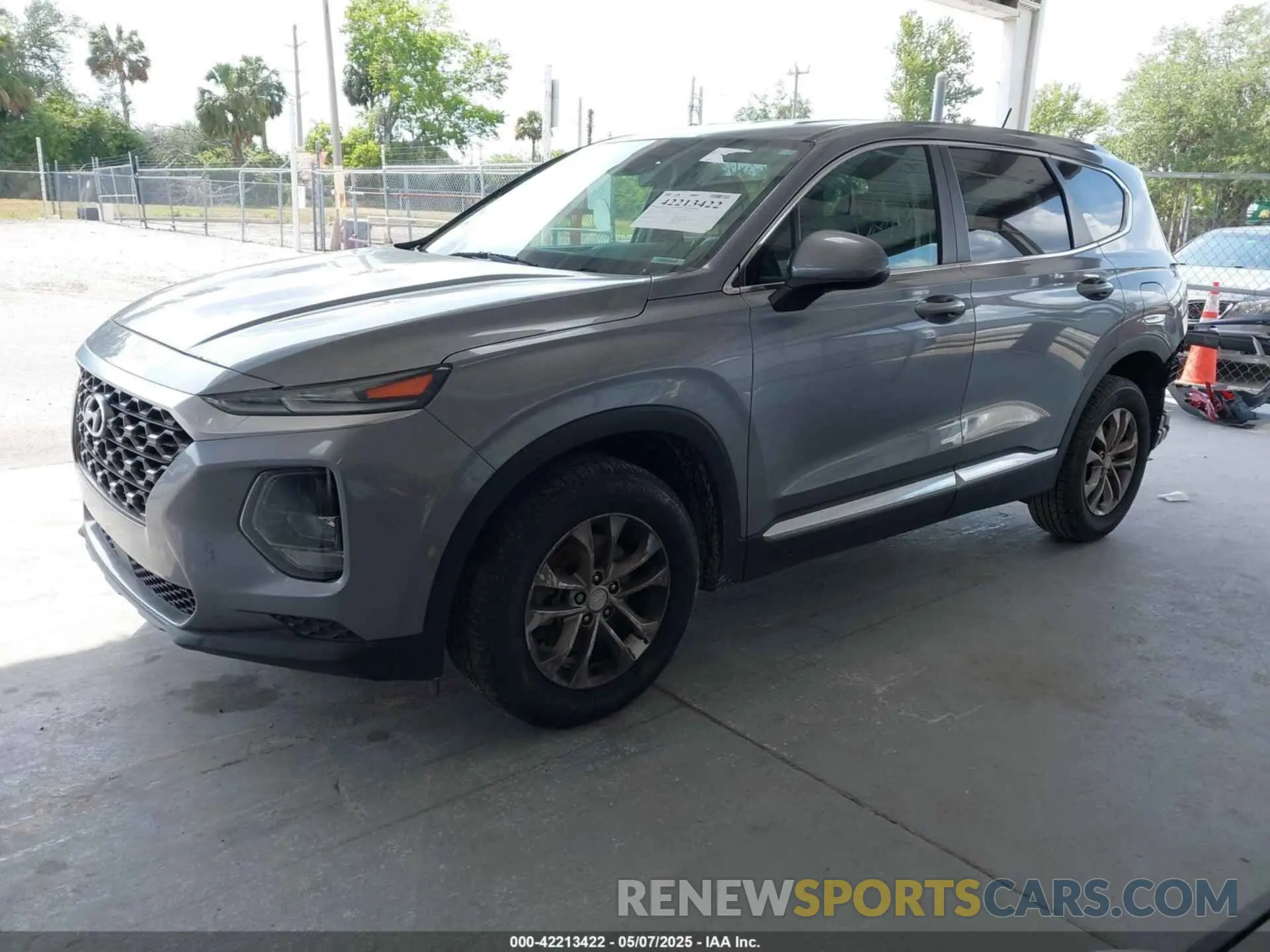 2 Photograph of a damaged car 5NMS23AD8KH043803 HYUNDAI SANTA FE 2019