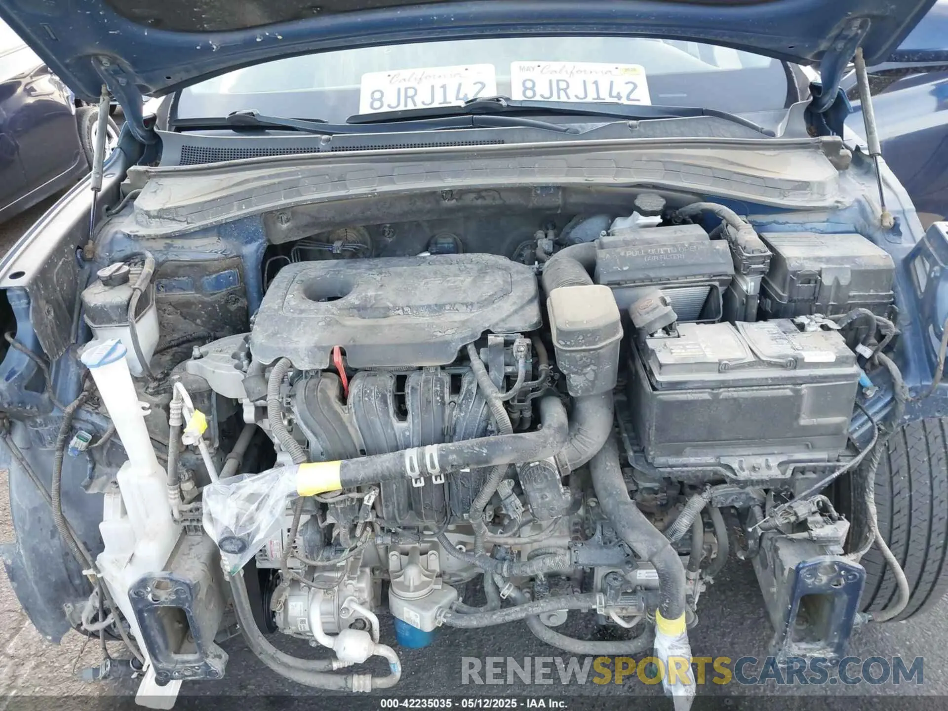 10 Photograph of a damaged car 5NMS23AD8KH096209 HYUNDAI SANTA FE 2019
