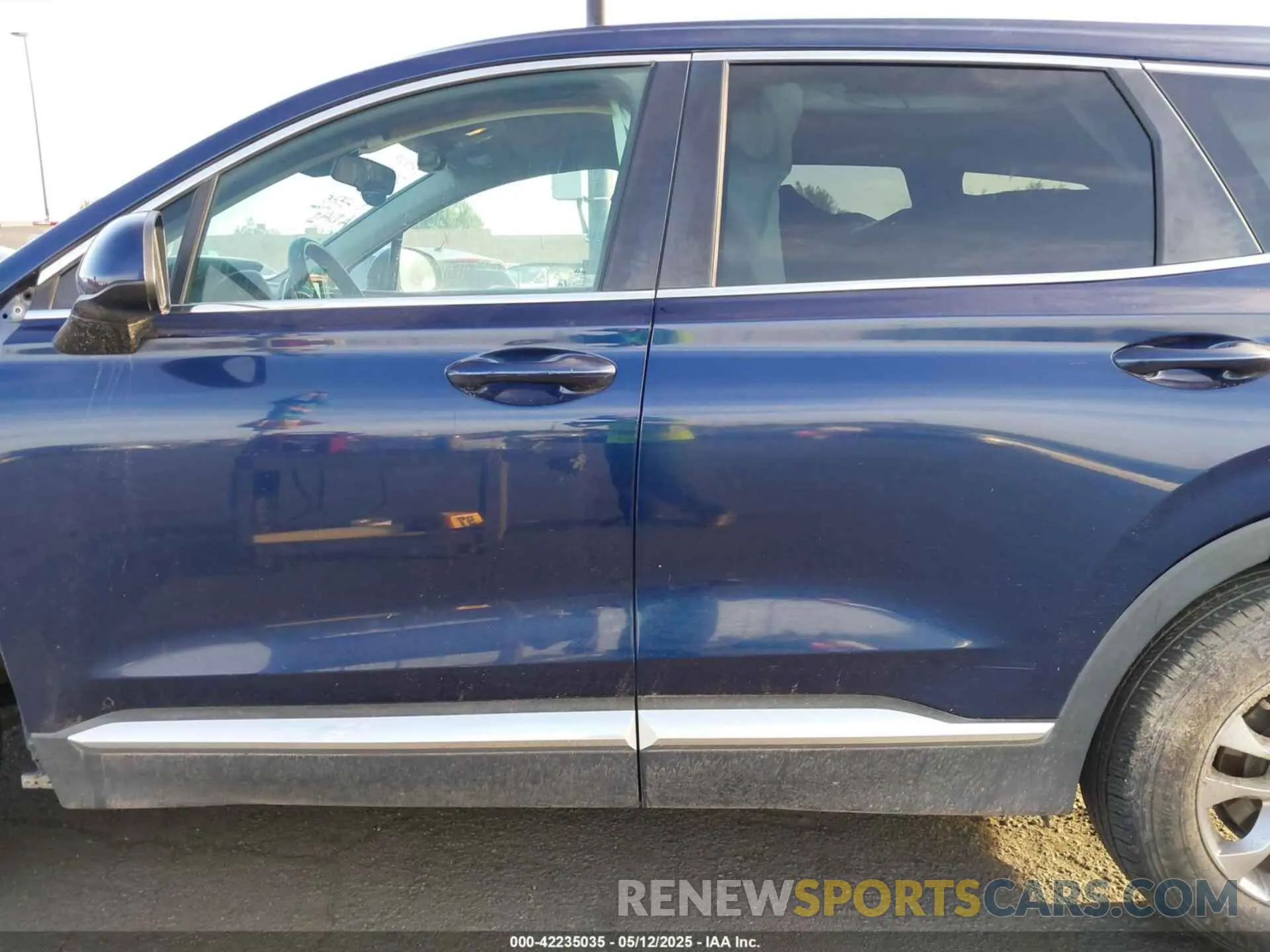 15 Photograph of a damaged car 5NMS23AD8KH096209 HYUNDAI SANTA FE 2019