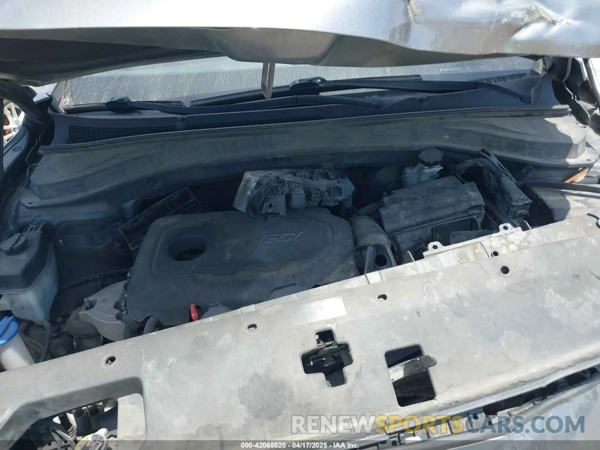 10 Photograph of a damaged car 5NMS23AD8KH096310 HYUNDAI SANTA FE 2019