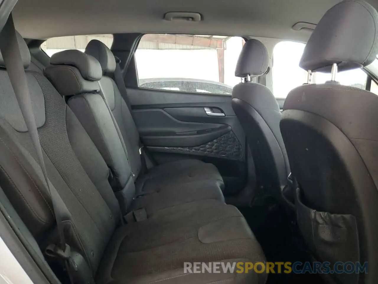 11 Photograph of a damaged car 5NMS23AD8KH111534 HYUNDAI SANTA FE 2019