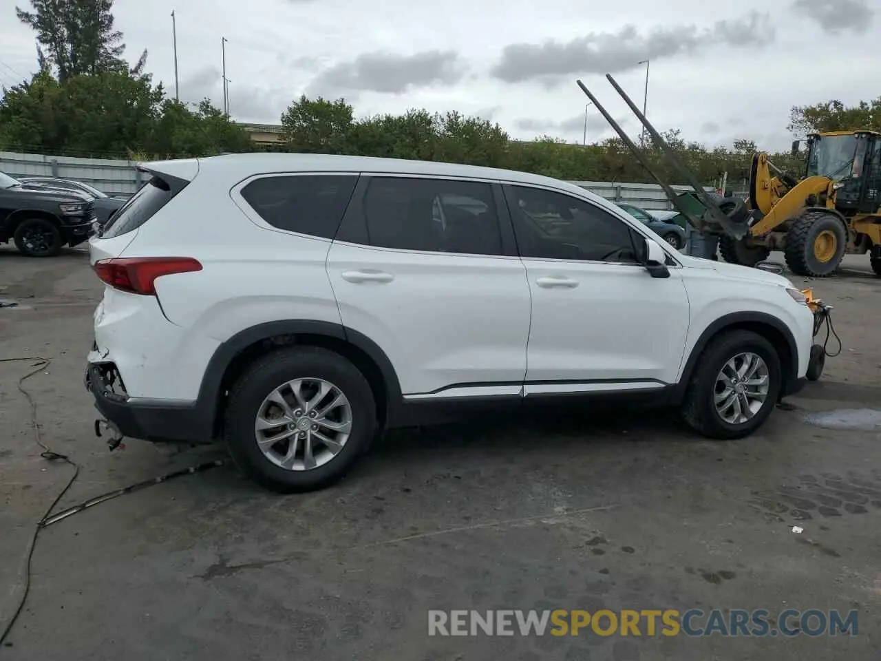 3 Photograph of a damaged car 5NMS23AD9KH039159 HYUNDAI SANTA FE 2019