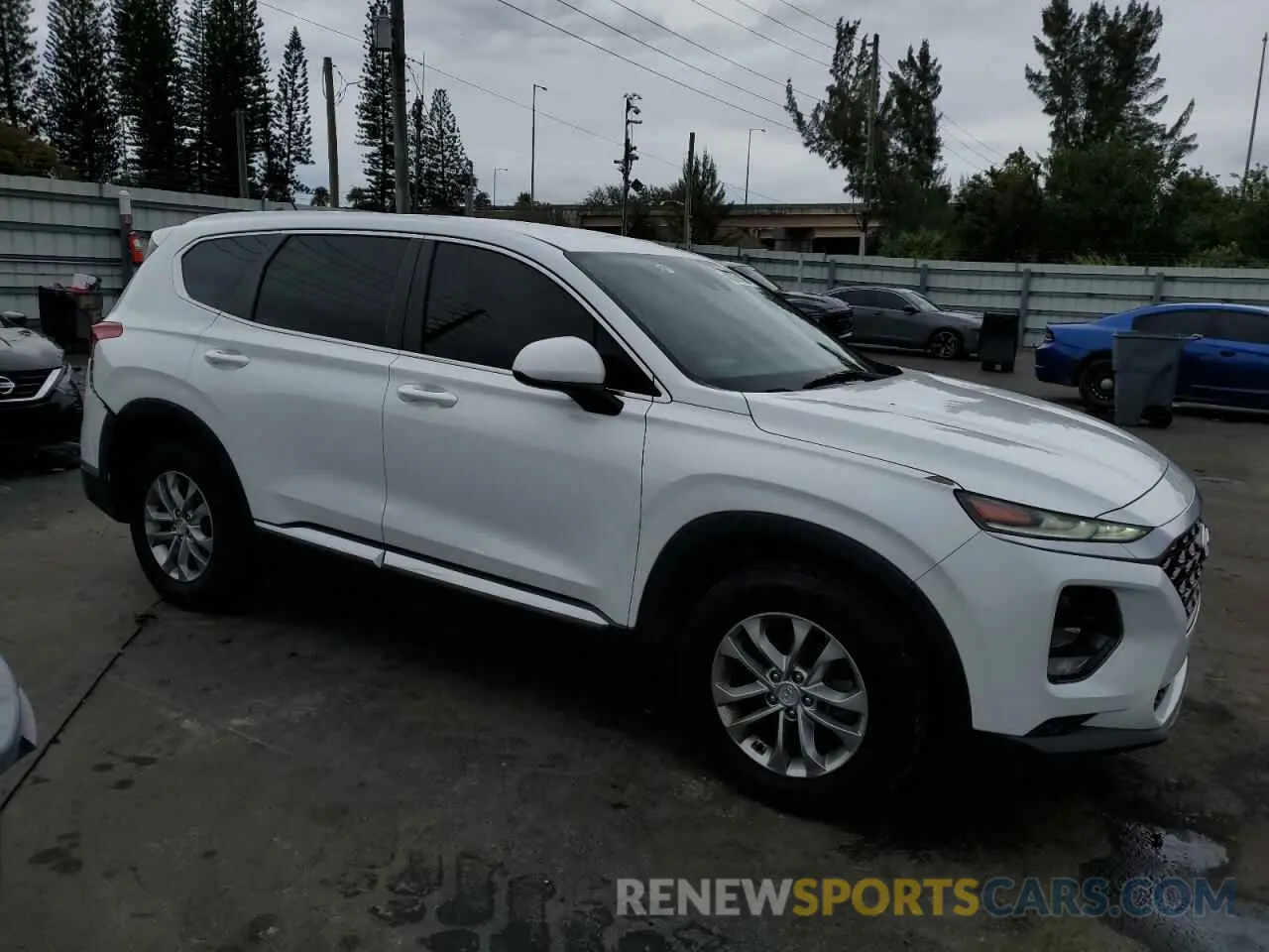 4 Photograph of a damaged car 5NMS23AD9KH039159 HYUNDAI SANTA FE 2019