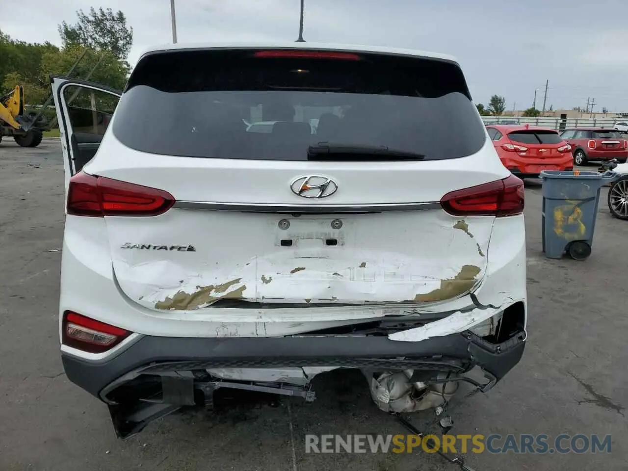 6 Photograph of a damaged car 5NMS23AD9KH039159 HYUNDAI SANTA FE 2019