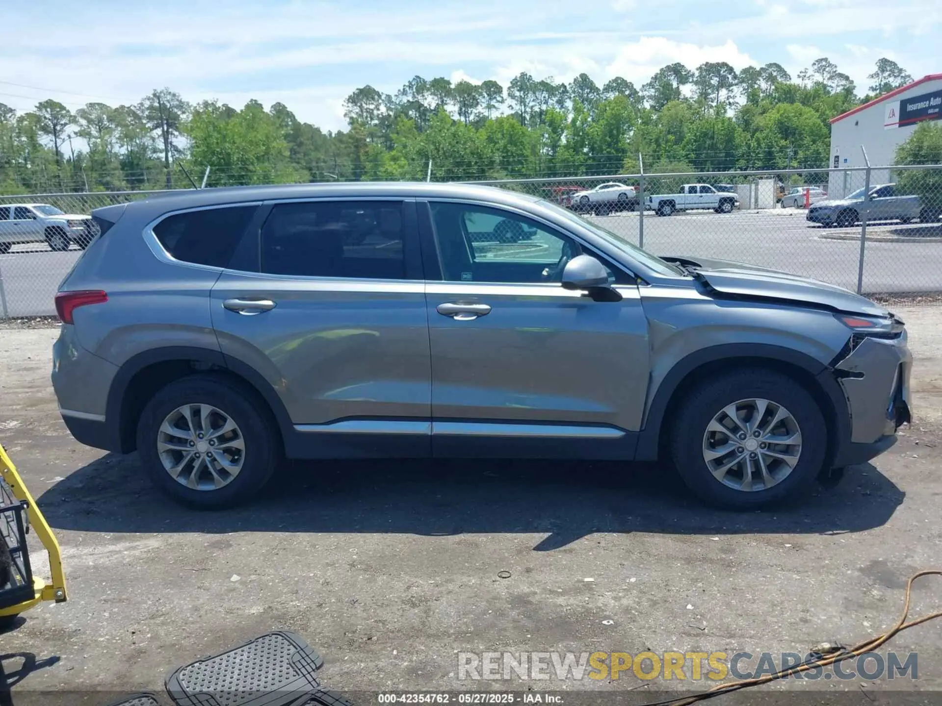 13 Photograph of a damaged car 5NMS23AD9KH085266 HYUNDAI SANTA FE 2019