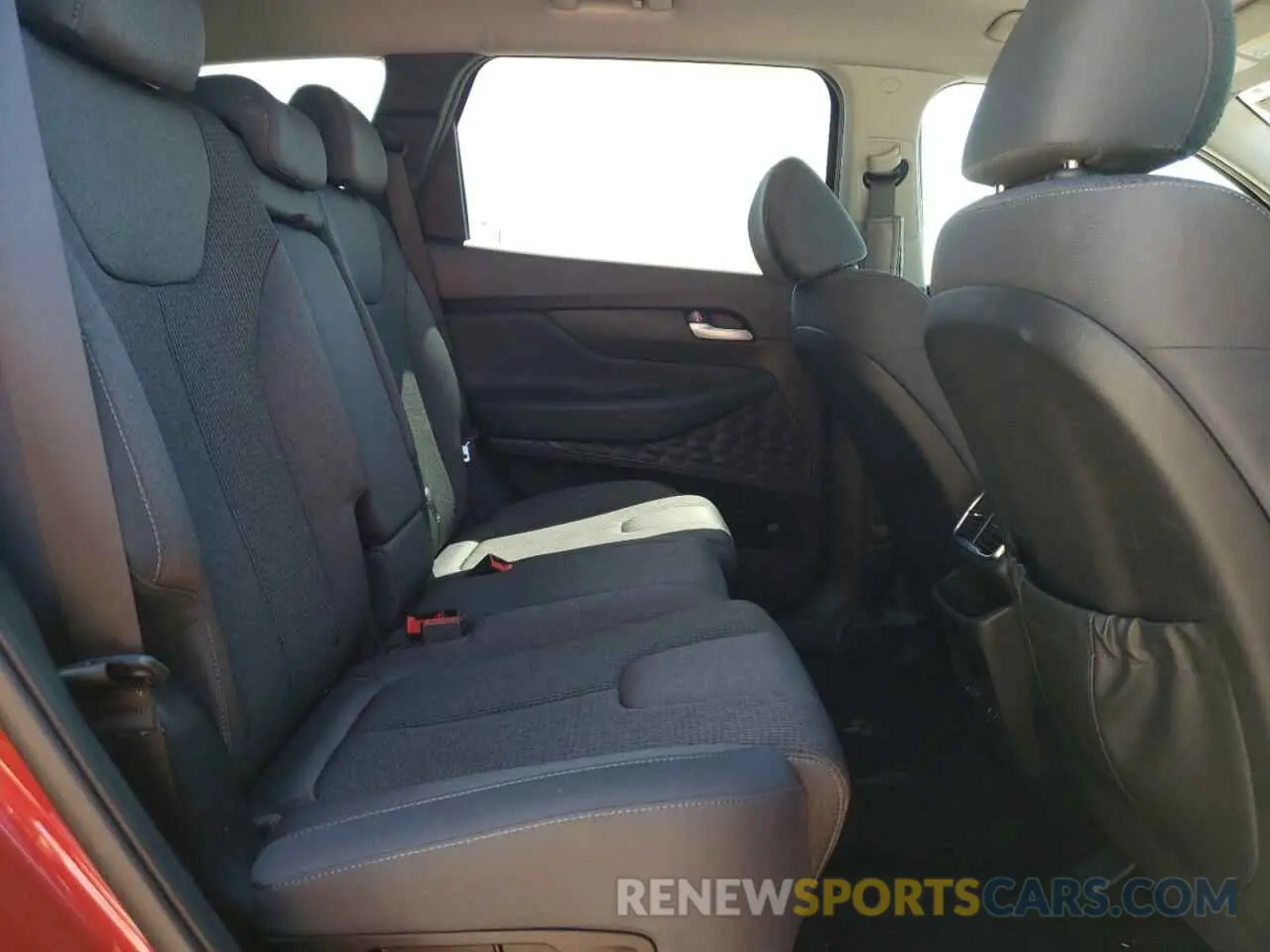 11 Photograph of a damaged car 5NMS23ADXKH077886 HYUNDAI SANTA FE 2019