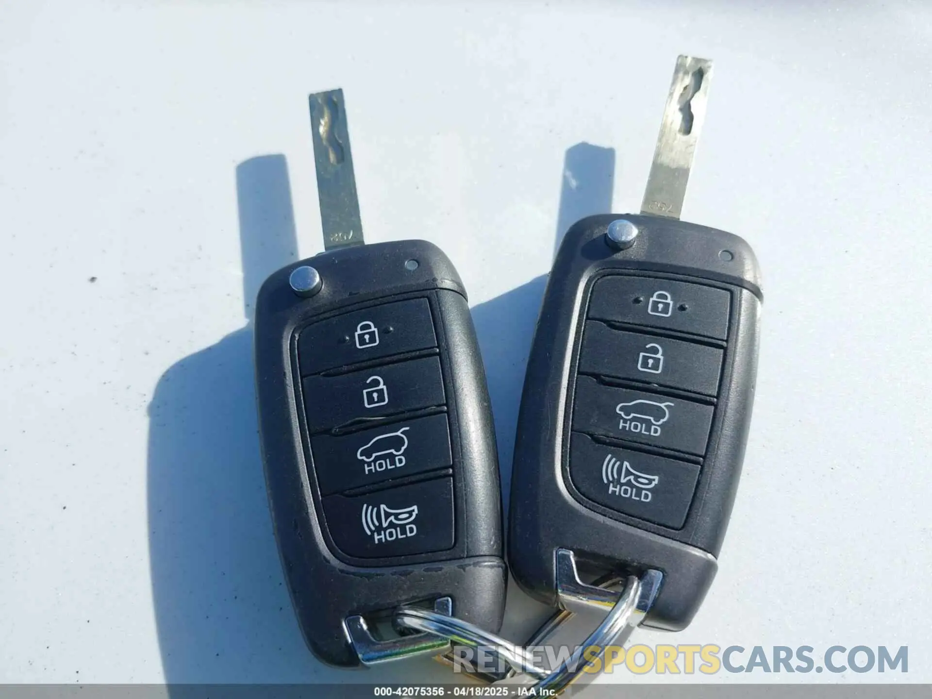 11 Photograph of a damaged car 5NMS2CAD0KH098259 HYUNDAI SANTA FE 2019