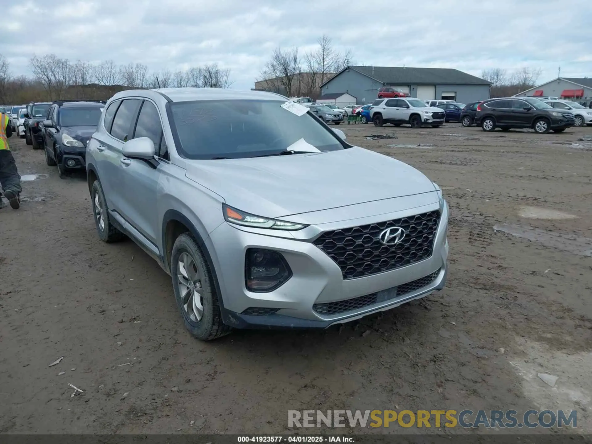 1 Photograph of a damaged car 5NMS2CAD0KH117201 HYUNDAI SANTA FE 2019