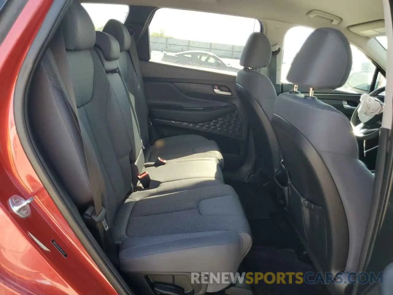 11 Photograph of a damaged car 5NMS2CAD1KH032125 HYUNDAI SANTA FE 2019