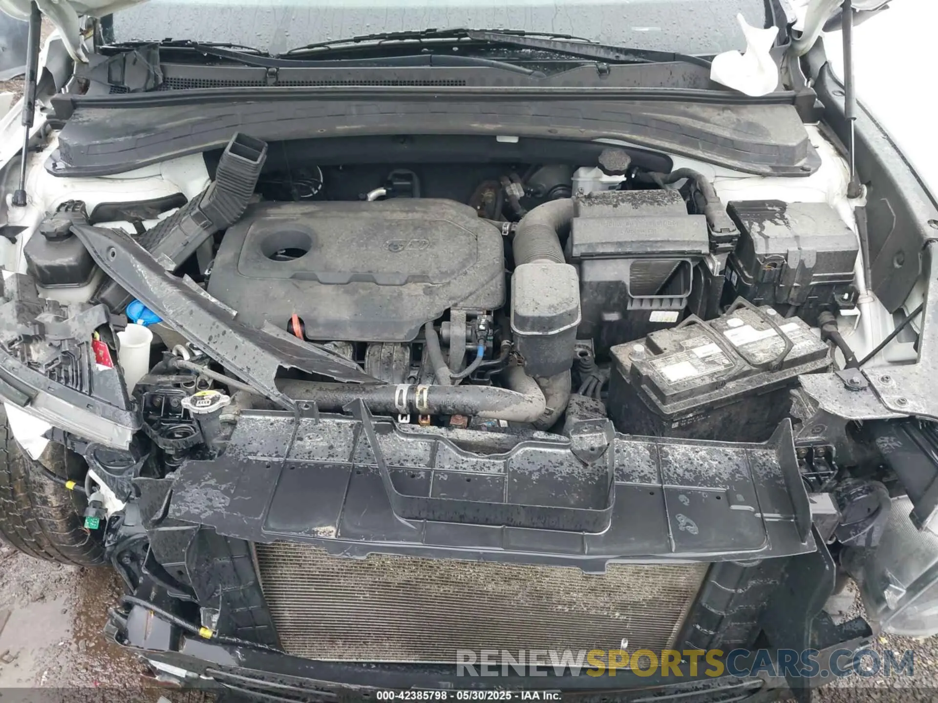 10 Photograph of a damaged car 5NMS2CAD1KH032805 HYUNDAI SANTA FE 2019