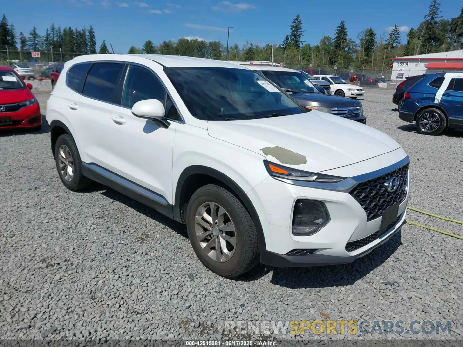 1 Photograph of a damaged car 5NMS2CAD1KH121306 HYUNDAI SANTA FE 2019