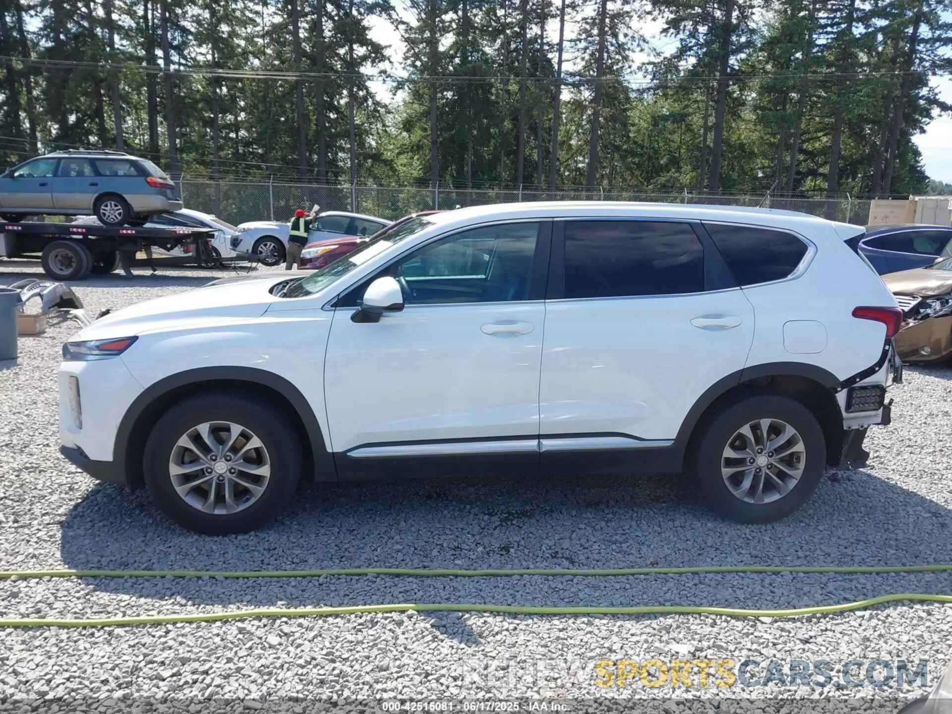 15 Photograph of a damaged car 5NMS2CAD1KH121306 HYUNDAI SANTA FE 2019