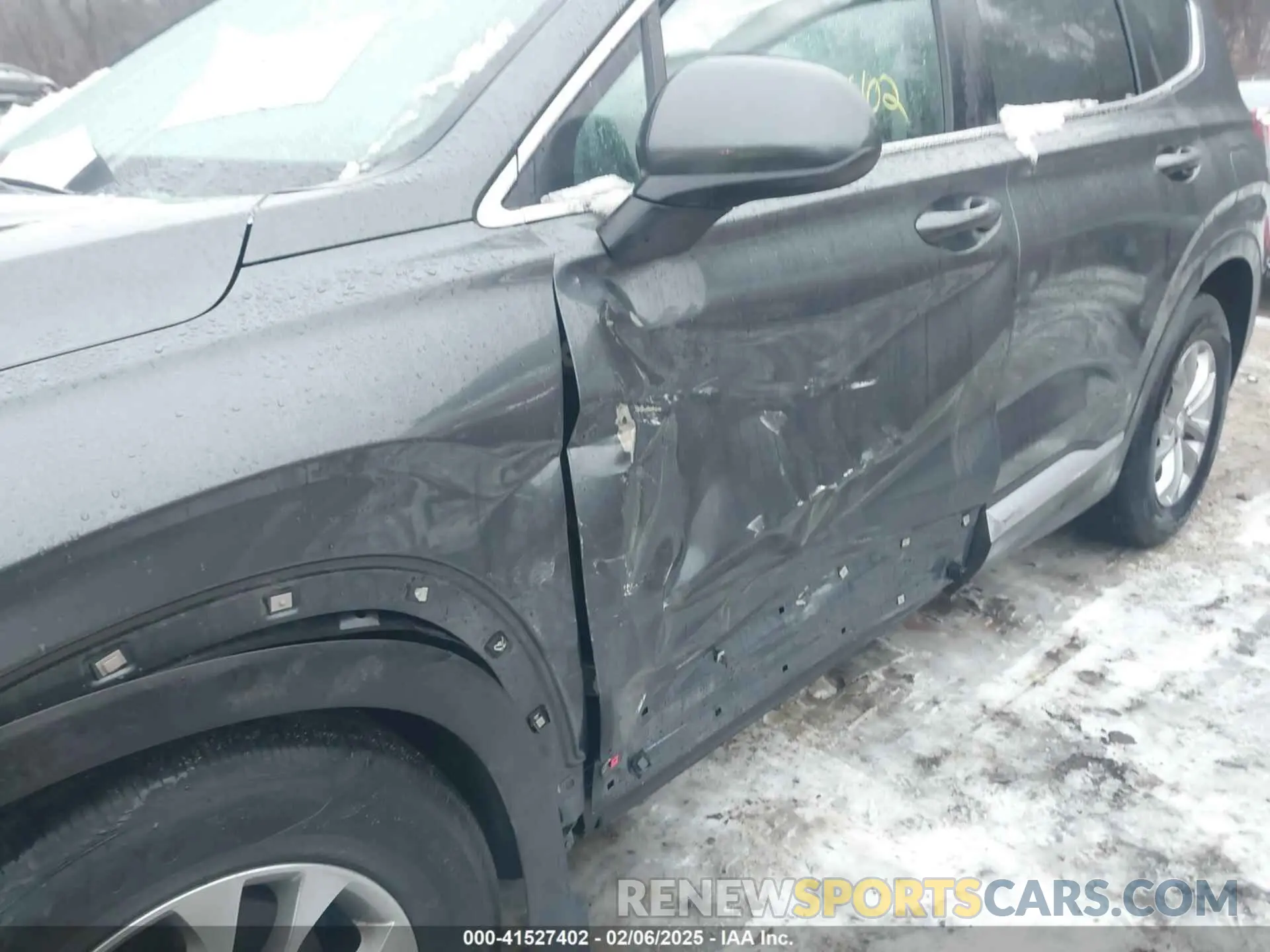 6 Photograph of a damaged car 5NMS2CAD2KH066168 HYUNDAI SANTA FE 2019