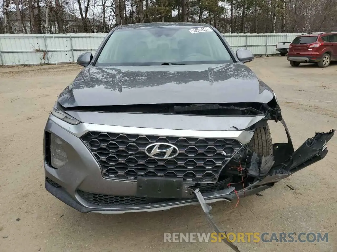 5 Photograph of a damaged car 5NMS2CAD2KH078532 HYUNDAI SANTA FE 2019