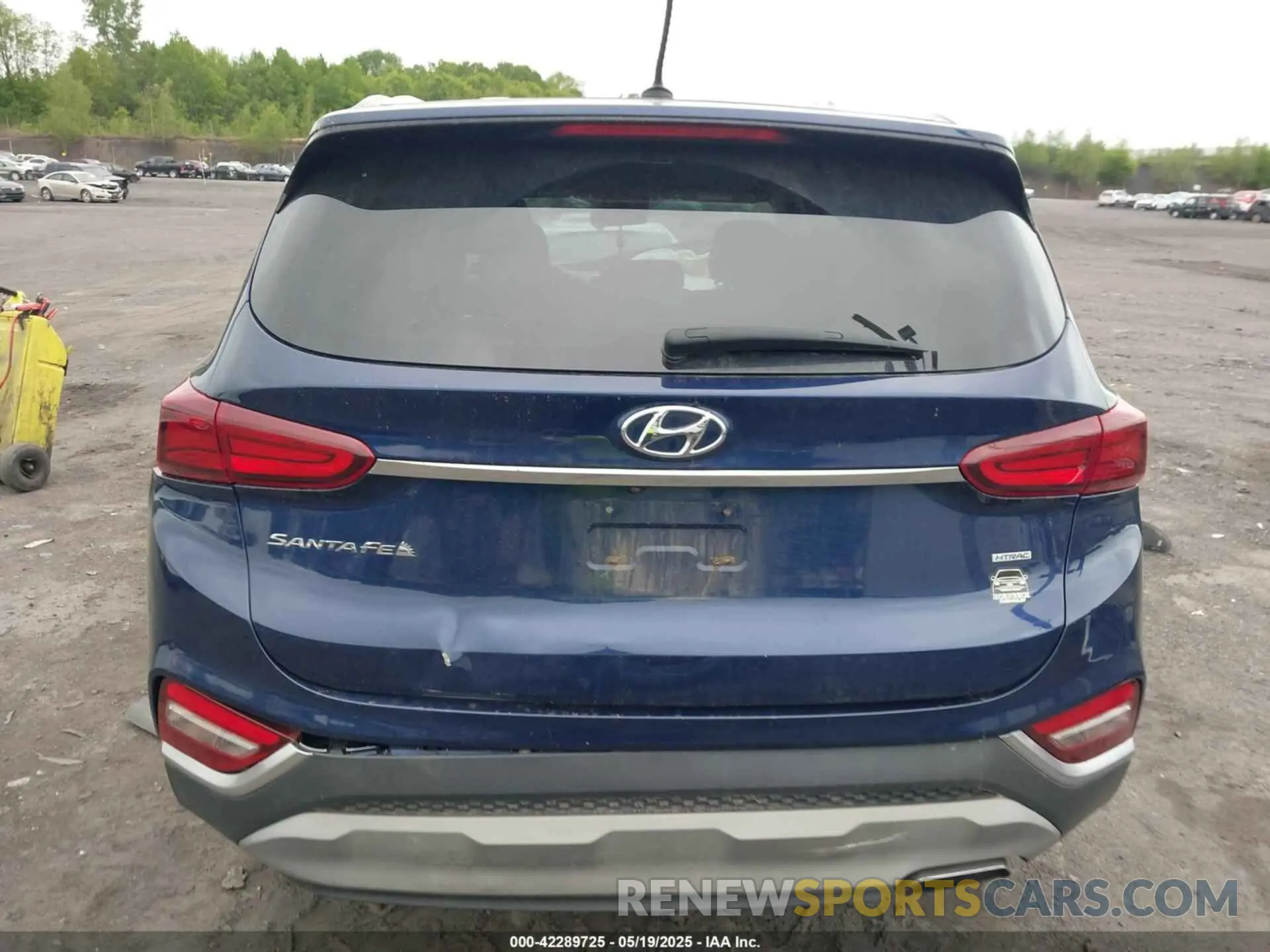 16 Photograph of a damaged car 5NMS2CAD3KH022518 HYUNDAI SANTA FE 2019