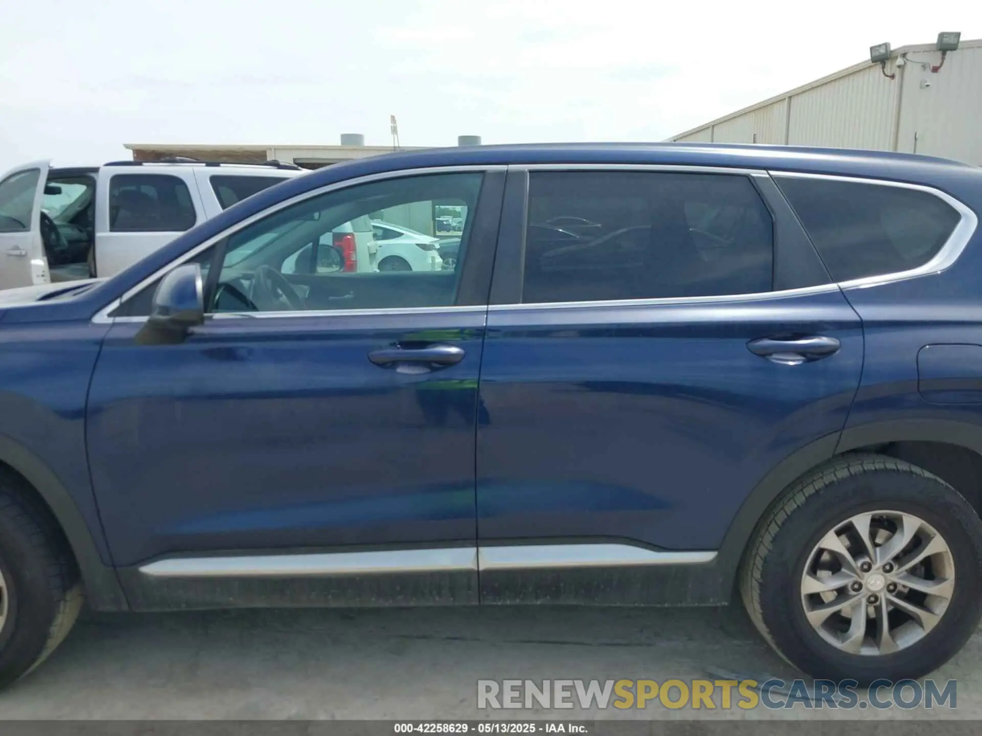 15 Photograph of a damaged car 5NMS2CAD3KH029811 HYUNDAI SANTA FE 2019