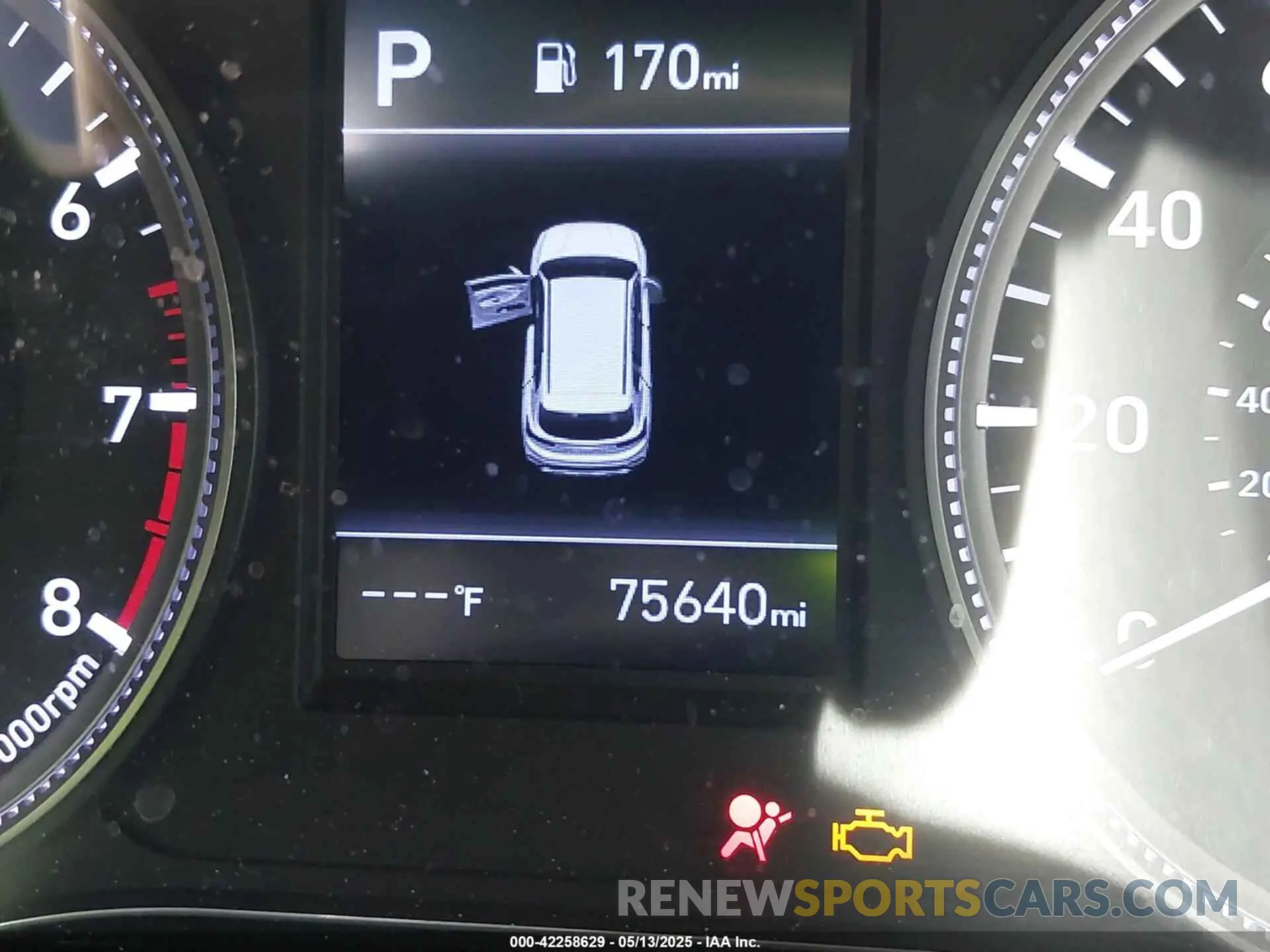 16 Photograph of a damaged car 5NMS2CAD3KH029811 HYUNDAI SANTA FE 2019