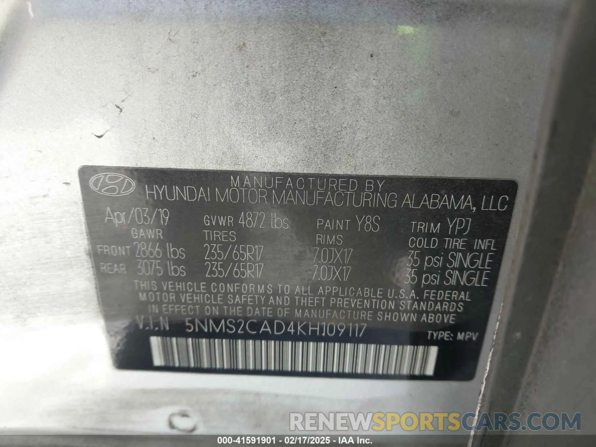 9 Photograph of a damaged car 5NMS2CAD4KH109117 HYUNDAI SANTA FE 2019