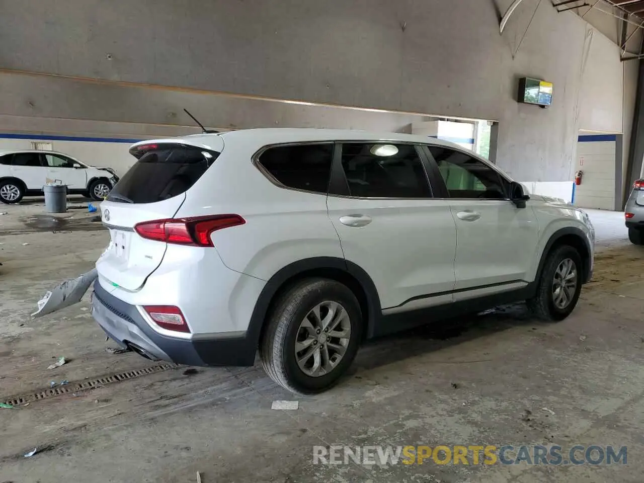 3 Photograph of a damaged car 5NMS2CAD4KH115371 HYUNDAI SANTA FE 2019