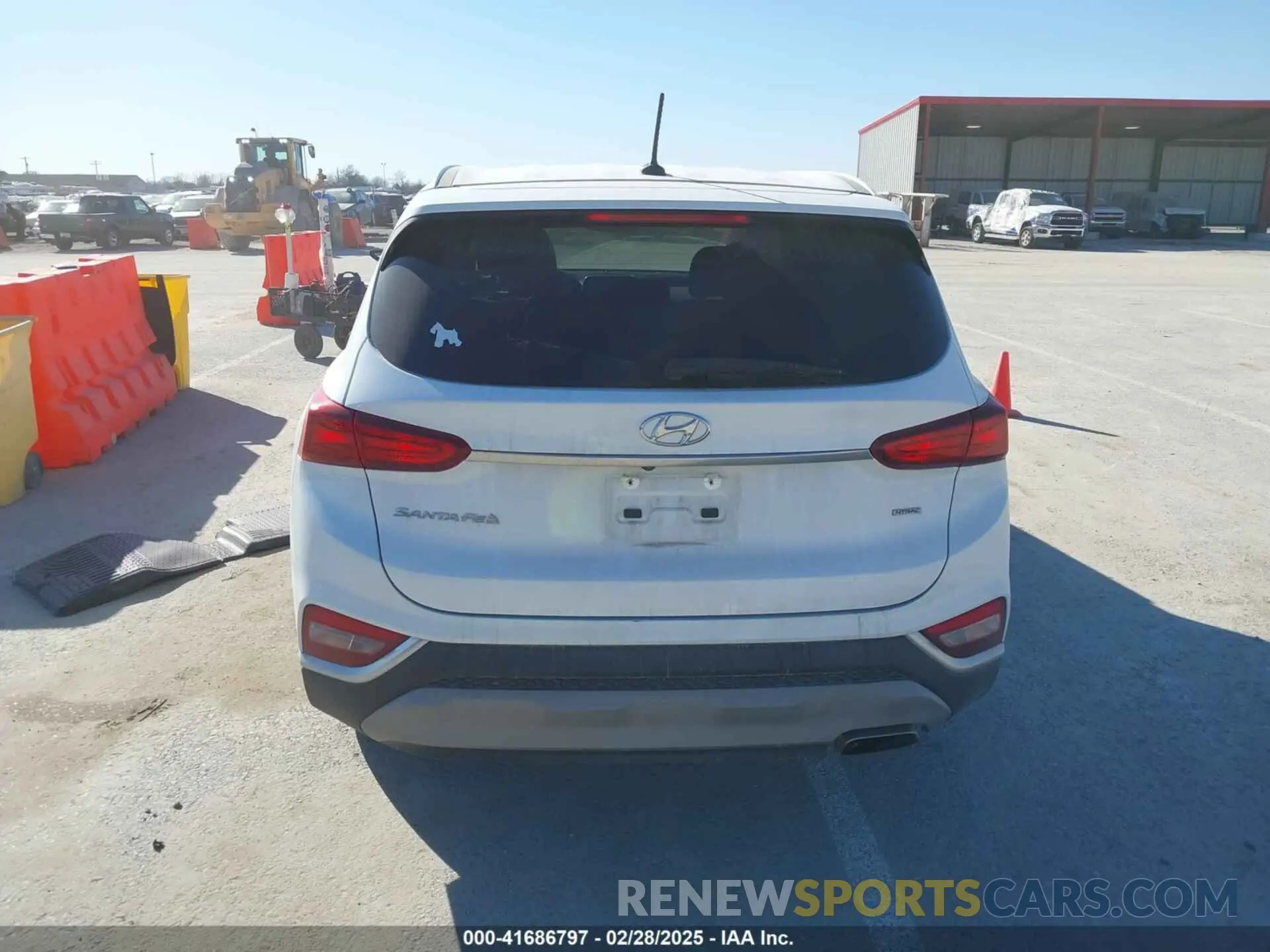 16 Photograph of a damaged car 5NMS2CAD4KH118545 HYUNDAI SANTA FE 2019