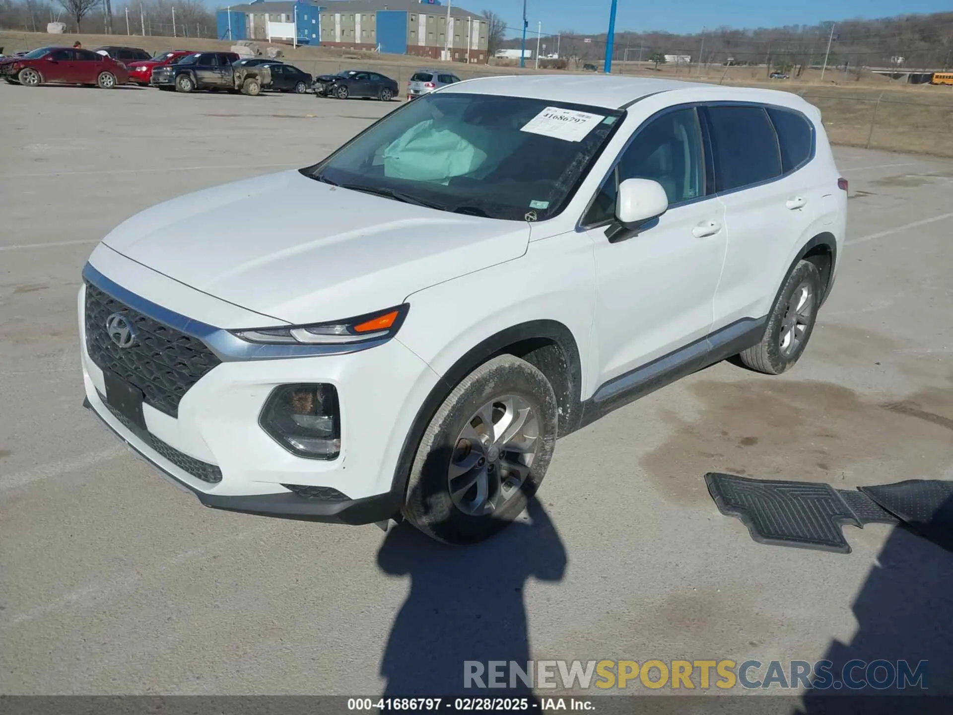 2 Photograph of a damaged car 5NMS2CAD4KH118545 HYUNDAI SANTA FE 2019