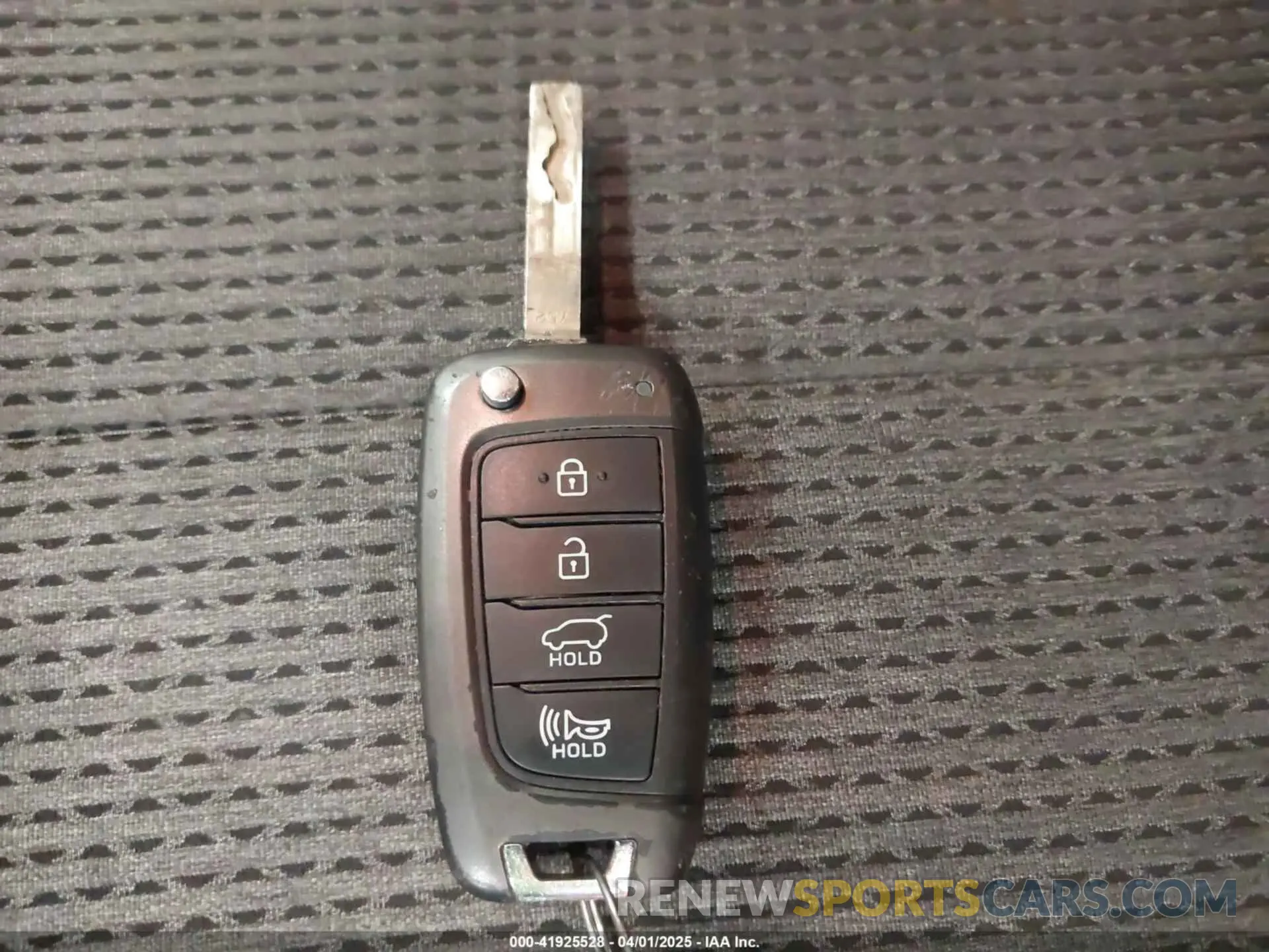 11 Photograph of a damaged car 5NMS2CAD4KH125897 HYUNDAI SANTA FE 2019