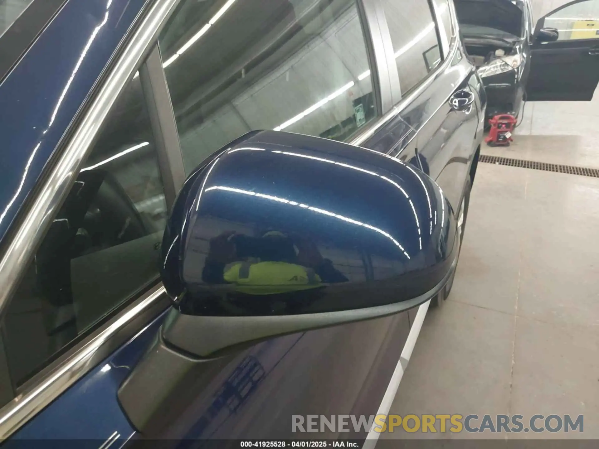 12 Photograph of a damaged car 5NMS2CAD4KH125897 HYUNDAI SANTA FE 2019