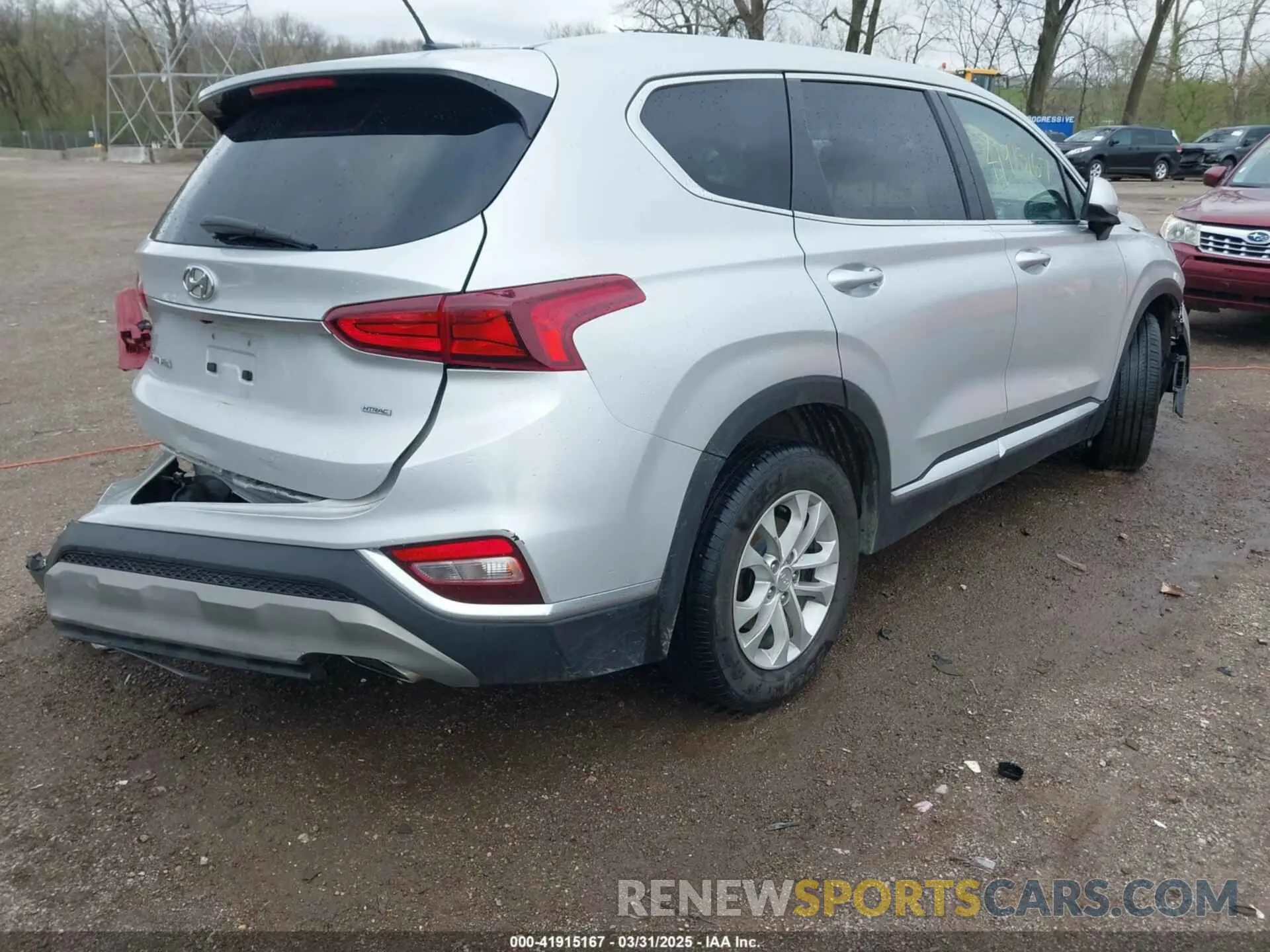 4 Photograph of a damaged car 5NMS2CAD5KH089864 HYUNDAI SANTA FE 2019