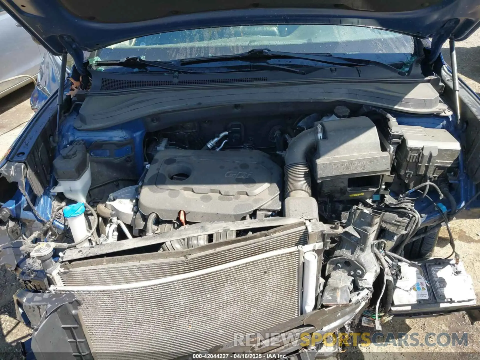 10 Photograph of a damaged car 5NMS2CAD6KH108146 HYUNDAI SANTA FE 2019