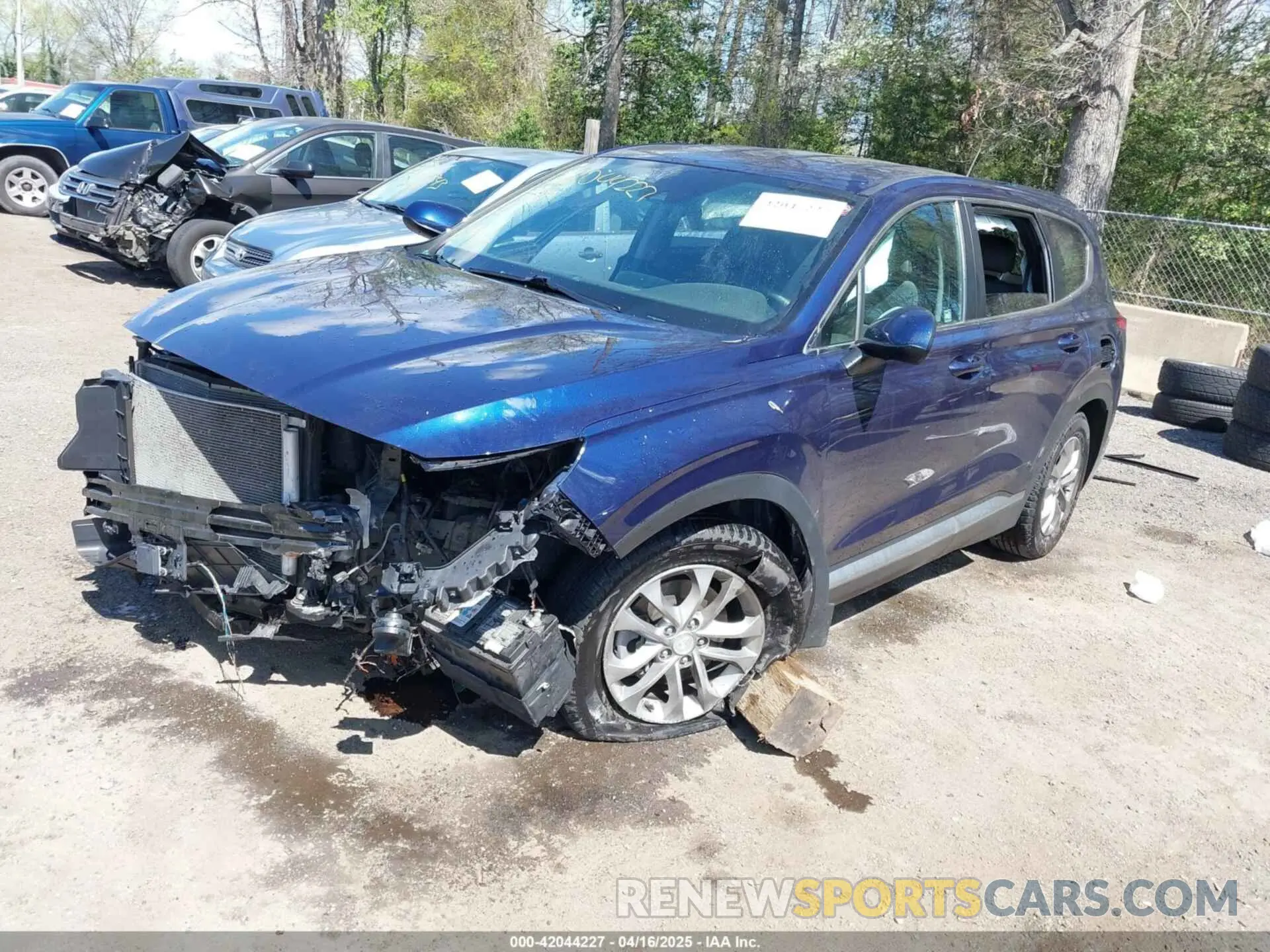 2 Photograph of a damaged car 5NMS2CAD6KH108146 HYUNDAI SANTA FE 2019